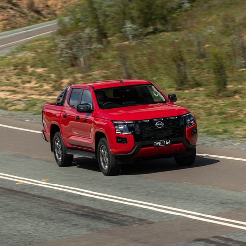 2026 Nissan Navara ST-X Outback Red Front View