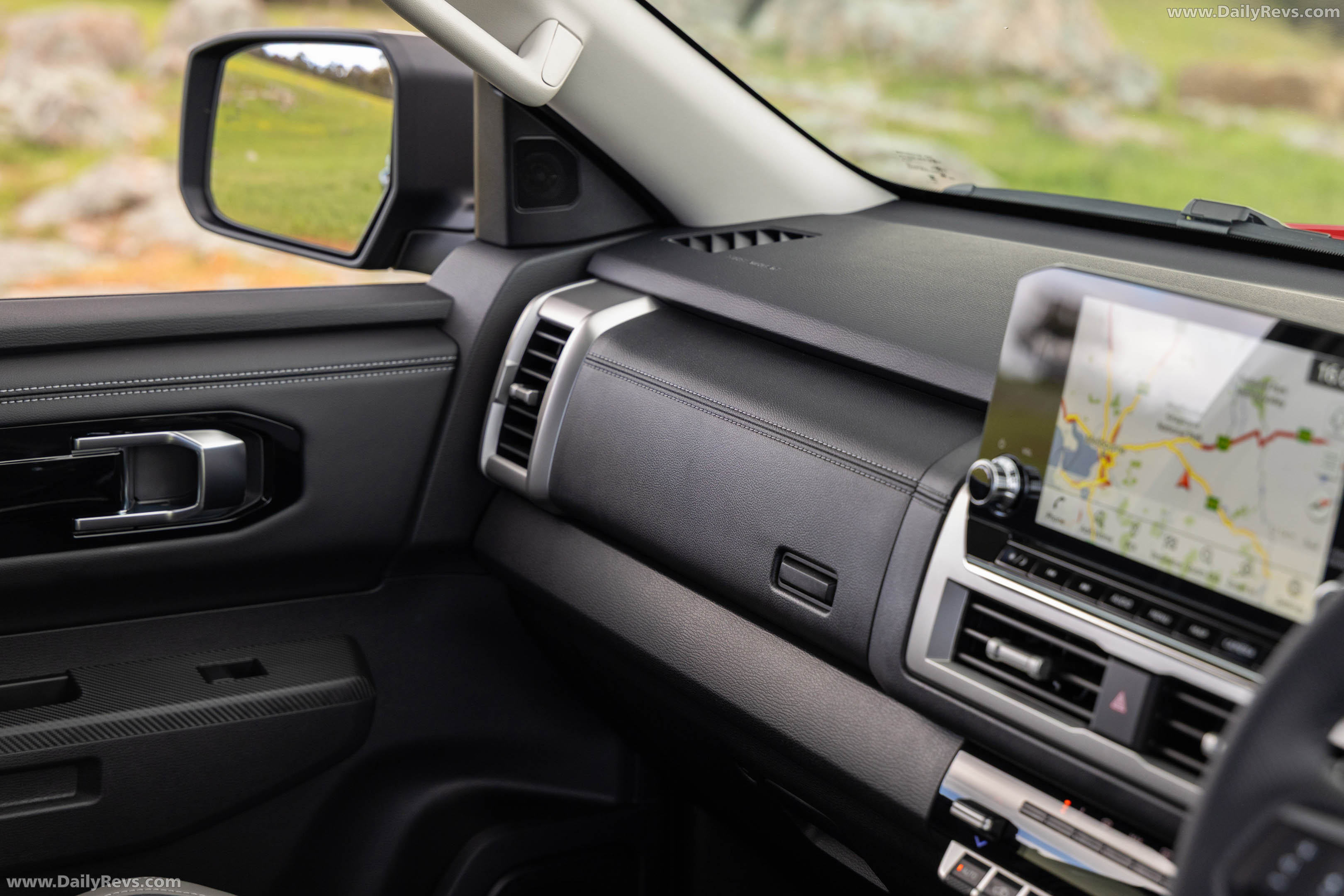 2026 Nissan Navara ST-X Outback Red Interior