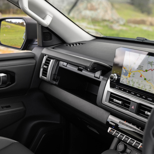 2026 Nissan Navara ST-X Outback Red Interior