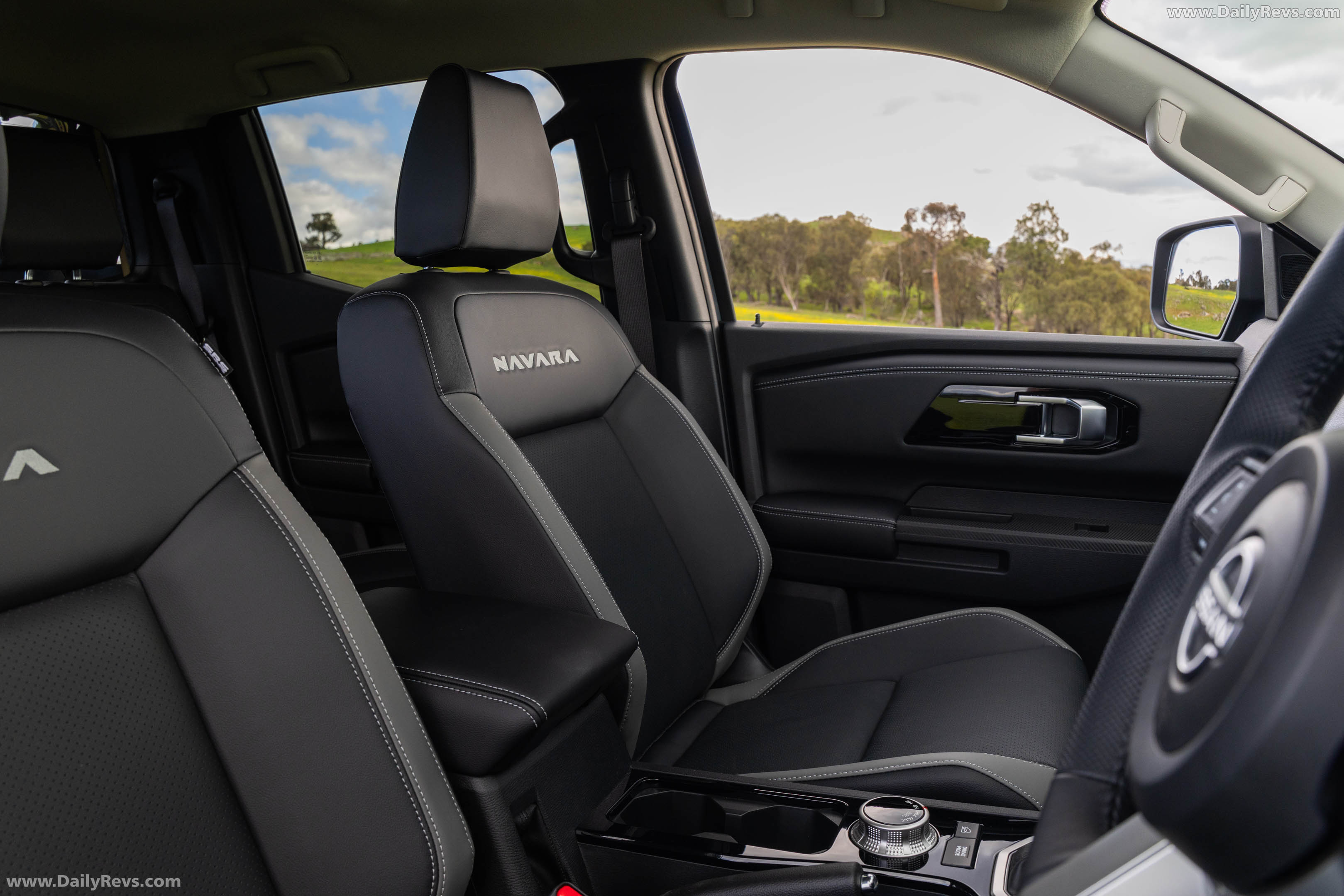 2026 Nissan Navara ST-X Outback Red Interior