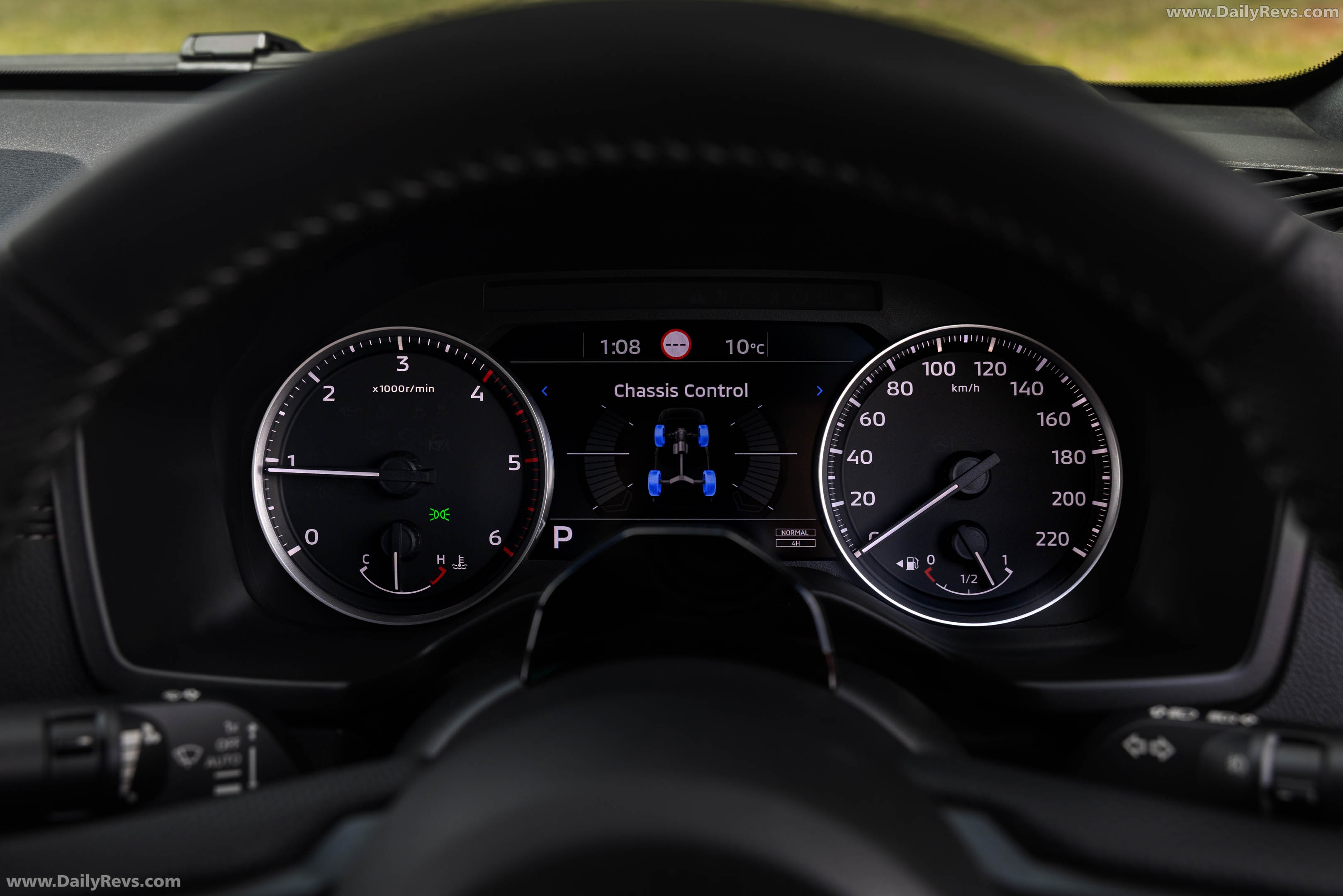 2026 Nissan Navara ST-X Outback Red Interior