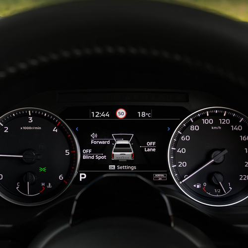 2026 Nissan Navara ST-X Outback Red Interior