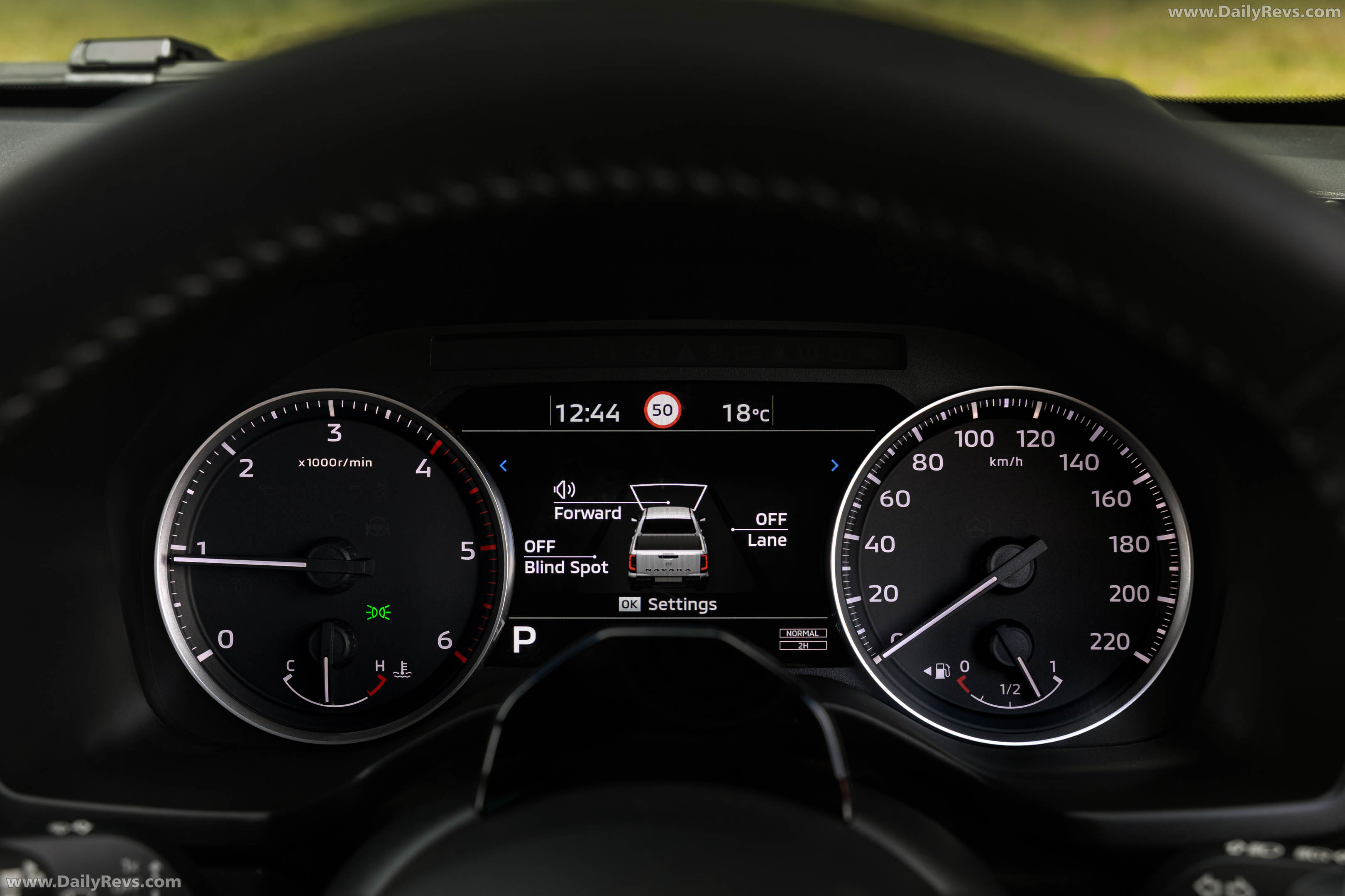 2026 Nissan Navara ST-X Outback Red Interior