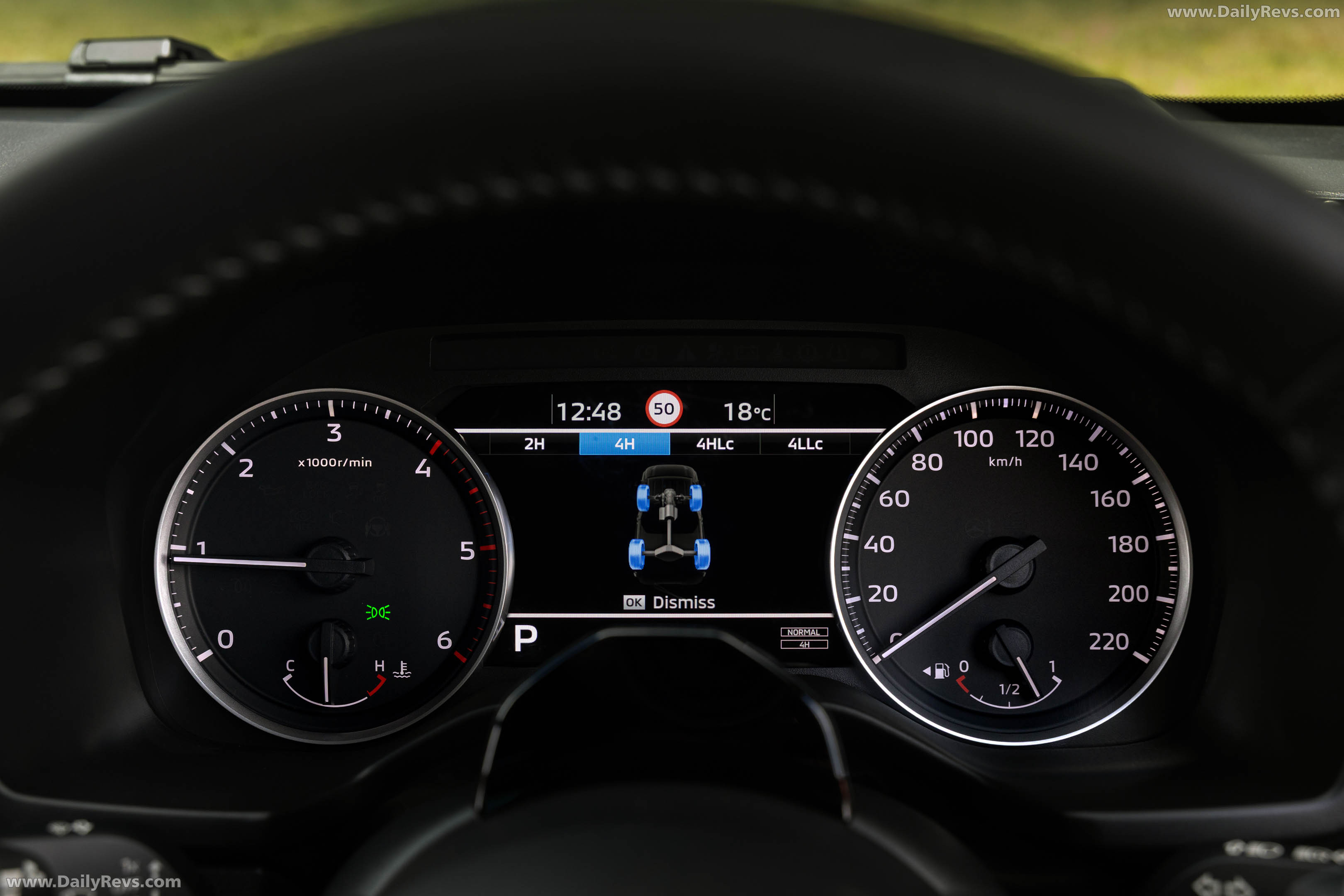 2026 Nissan Navara ST-X Outback Red Interior