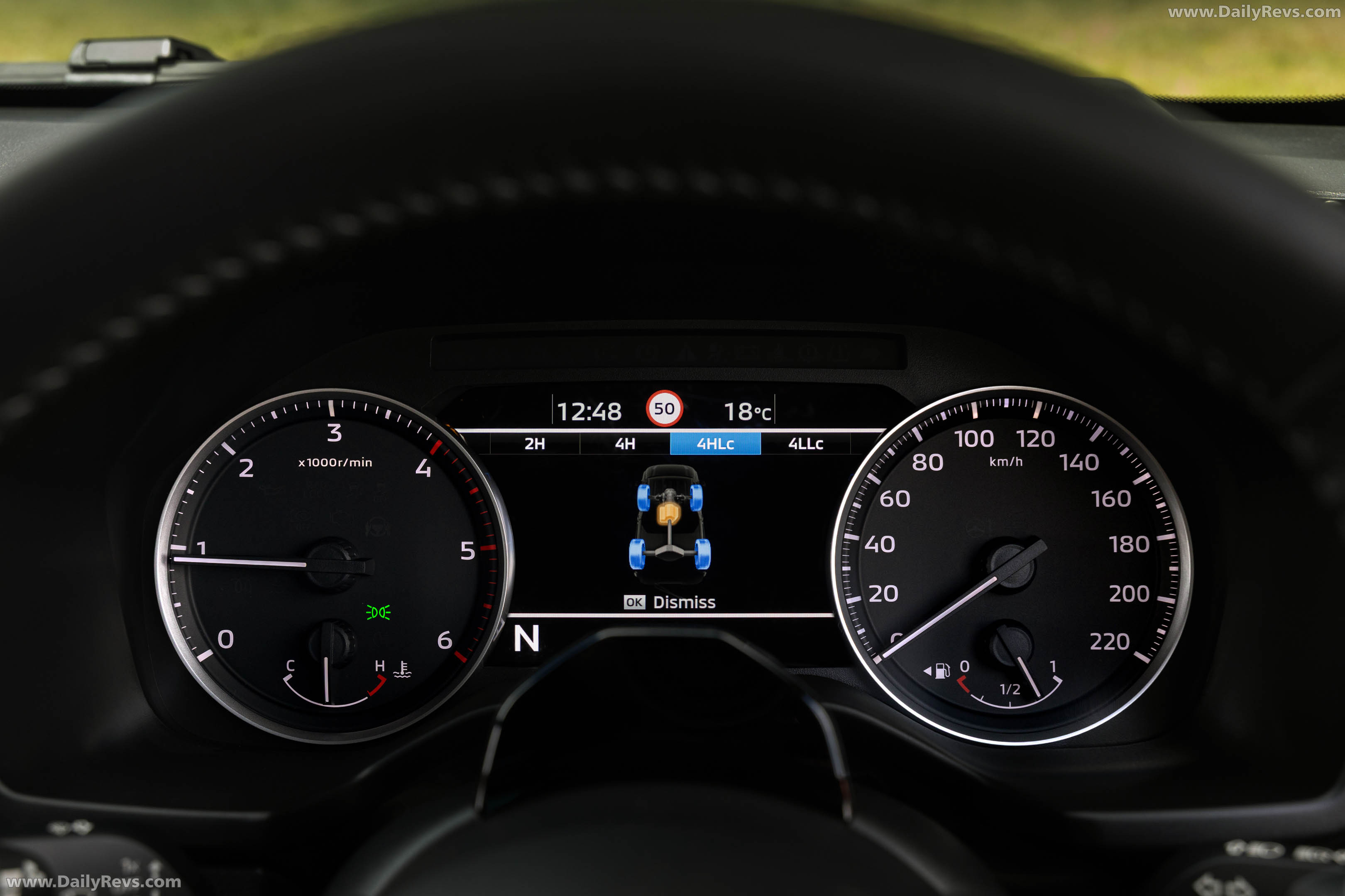 2026 Nissan Navara ST-X Outback Red Interior