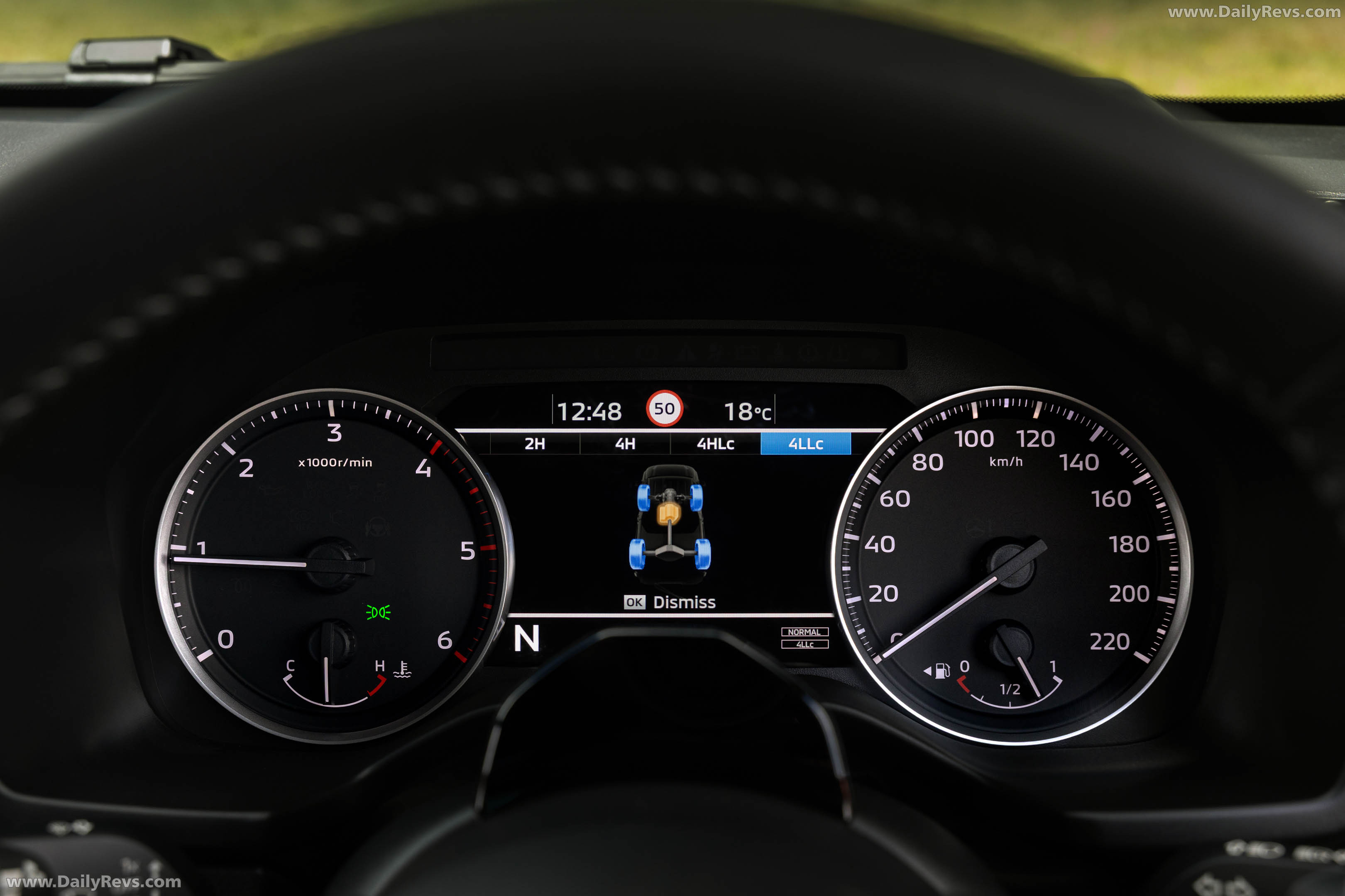 2026 Nissan Navara ST-X Outback Red Interior