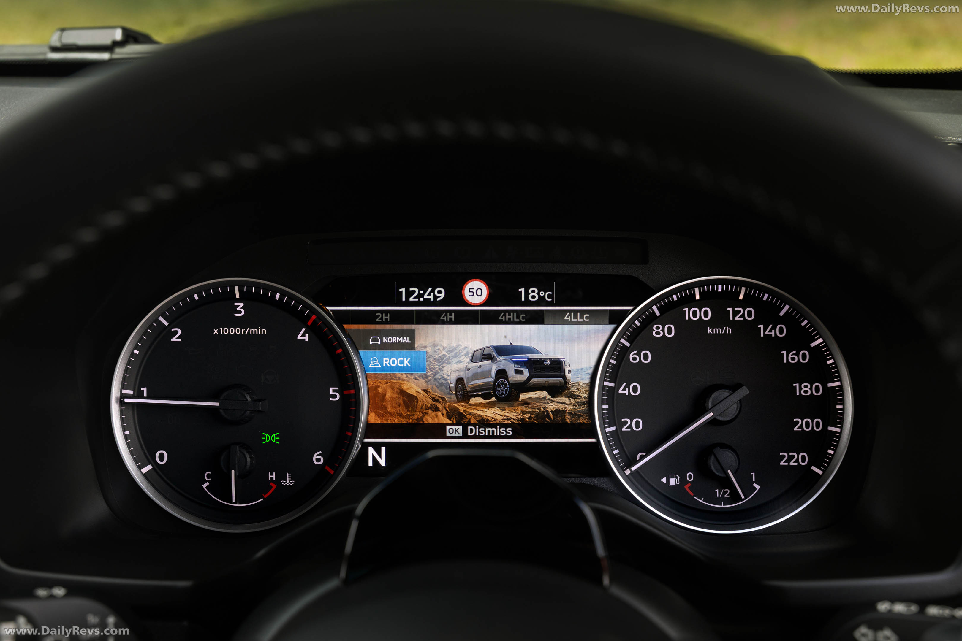 2026 Nissan Navara ST-X Outback Red Interior