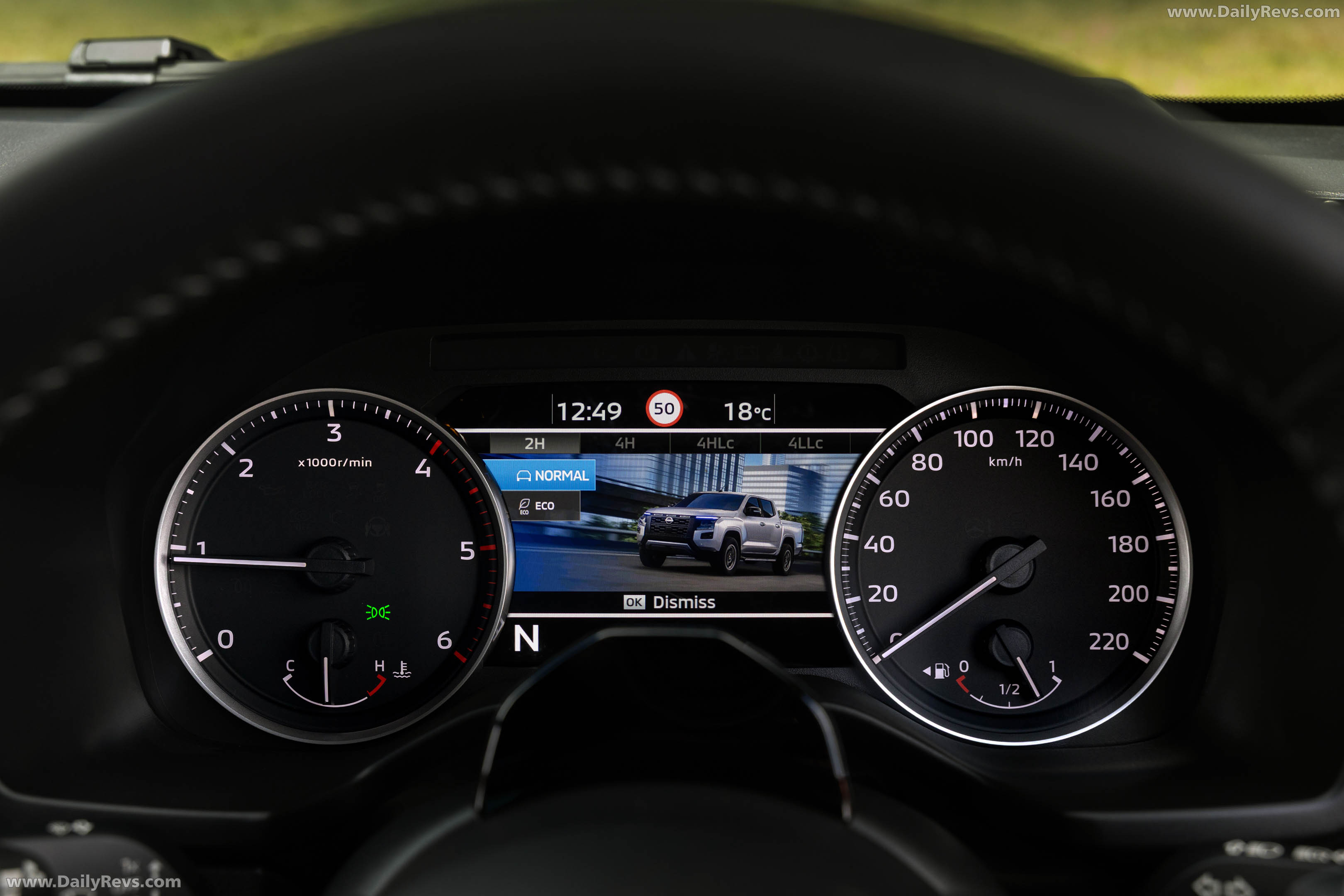 2026 Nissan Navara ST-X Outback Red Interior