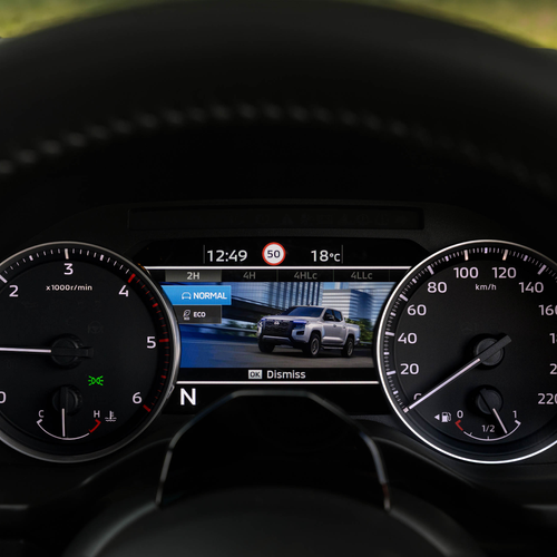 2026 Nissan Navara ST-X Outback Red Interior