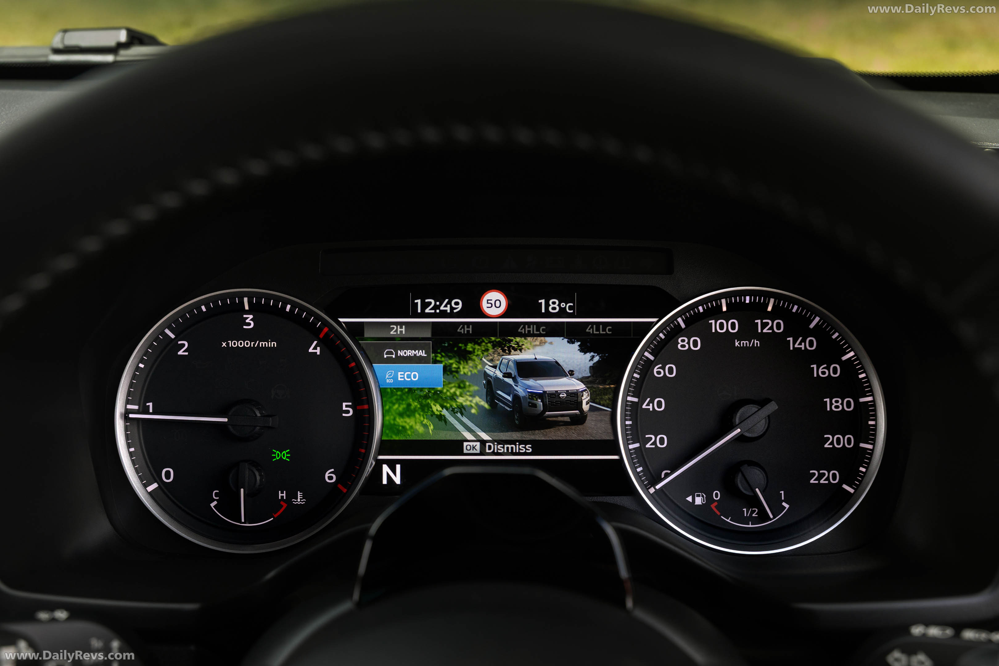 2026 Nissan Navara ST-X Outback Red Interior