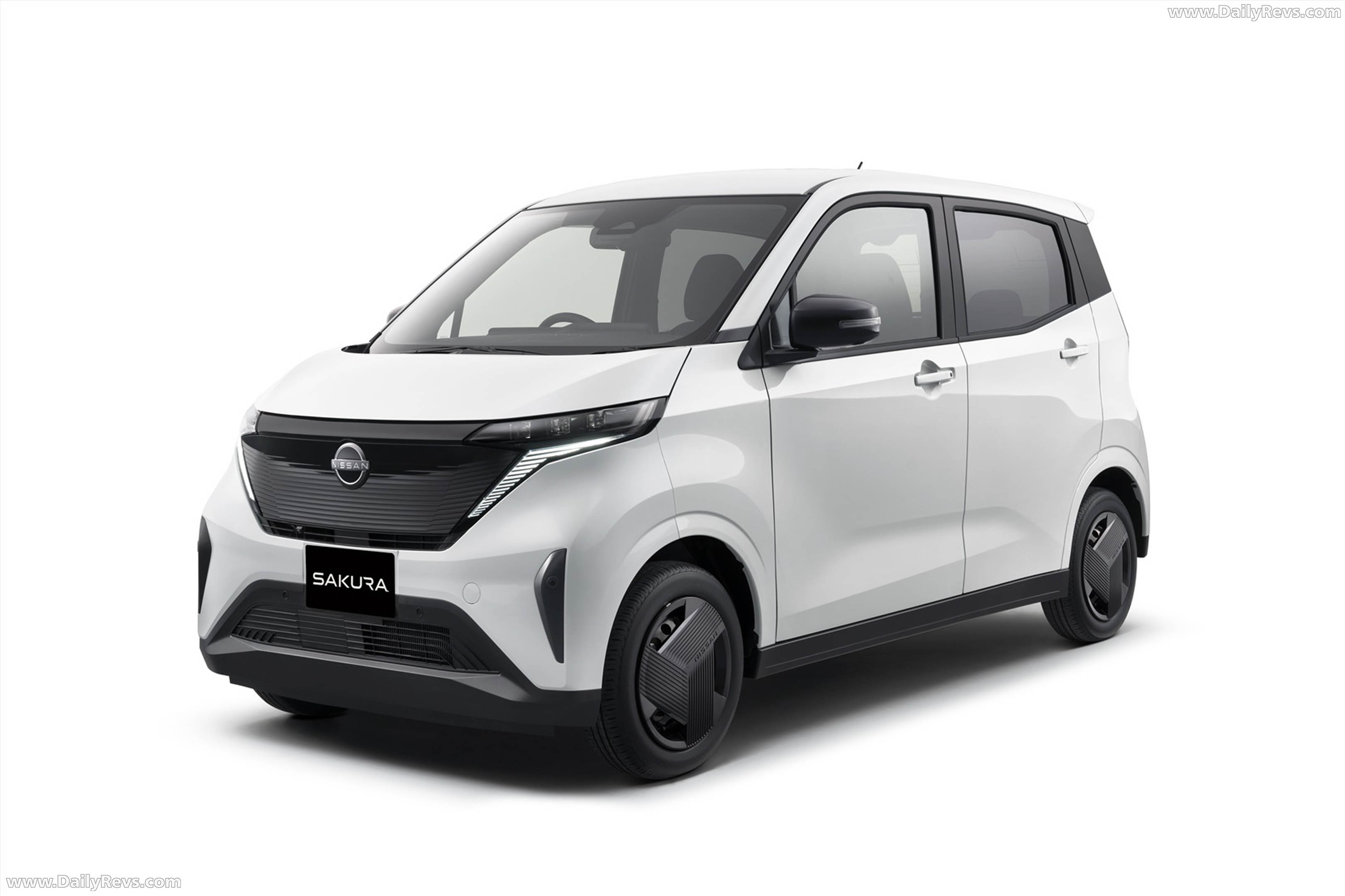 2026 Nissan Sakura Front View