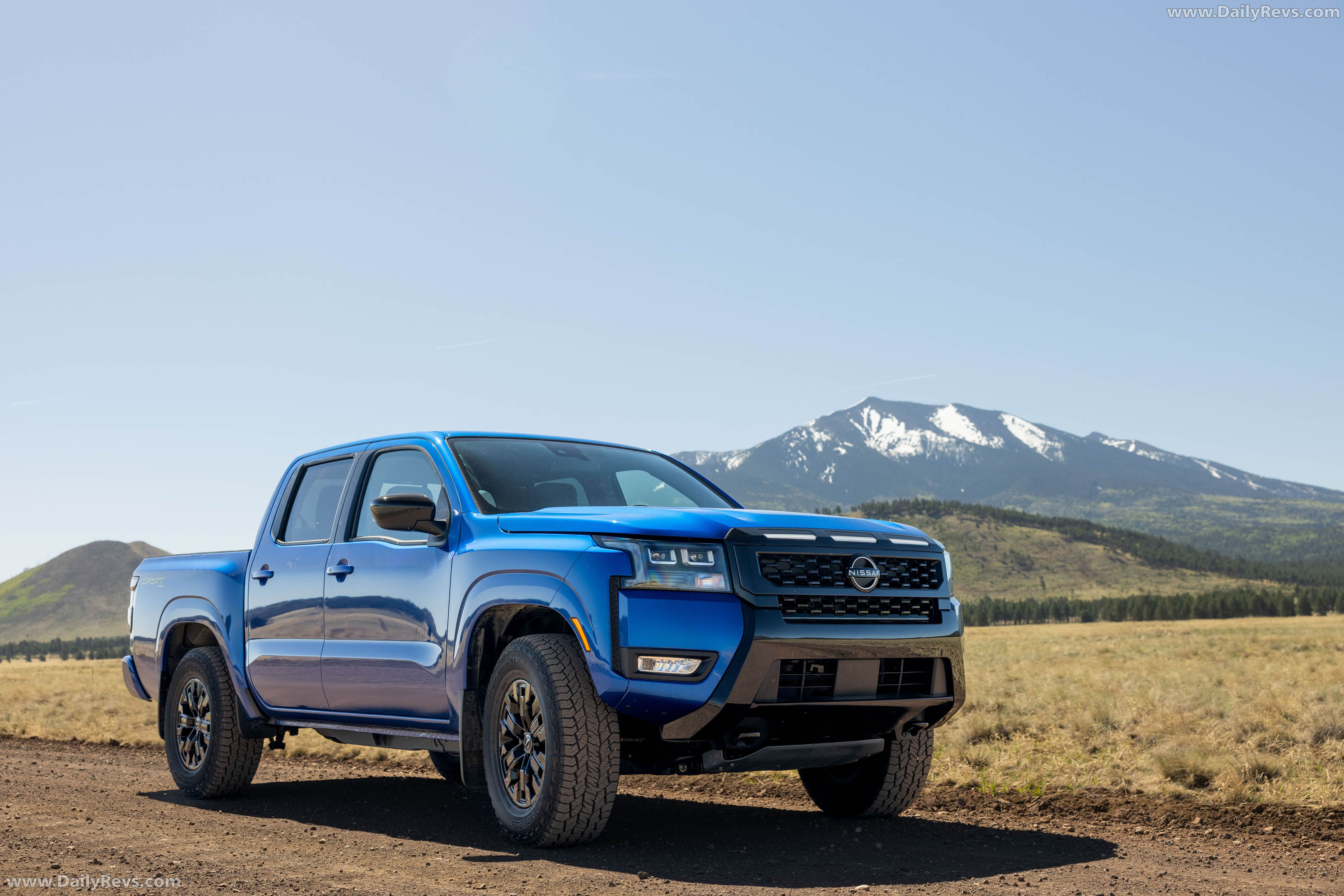 2027 Nissan Frontier Sport Edition Front View