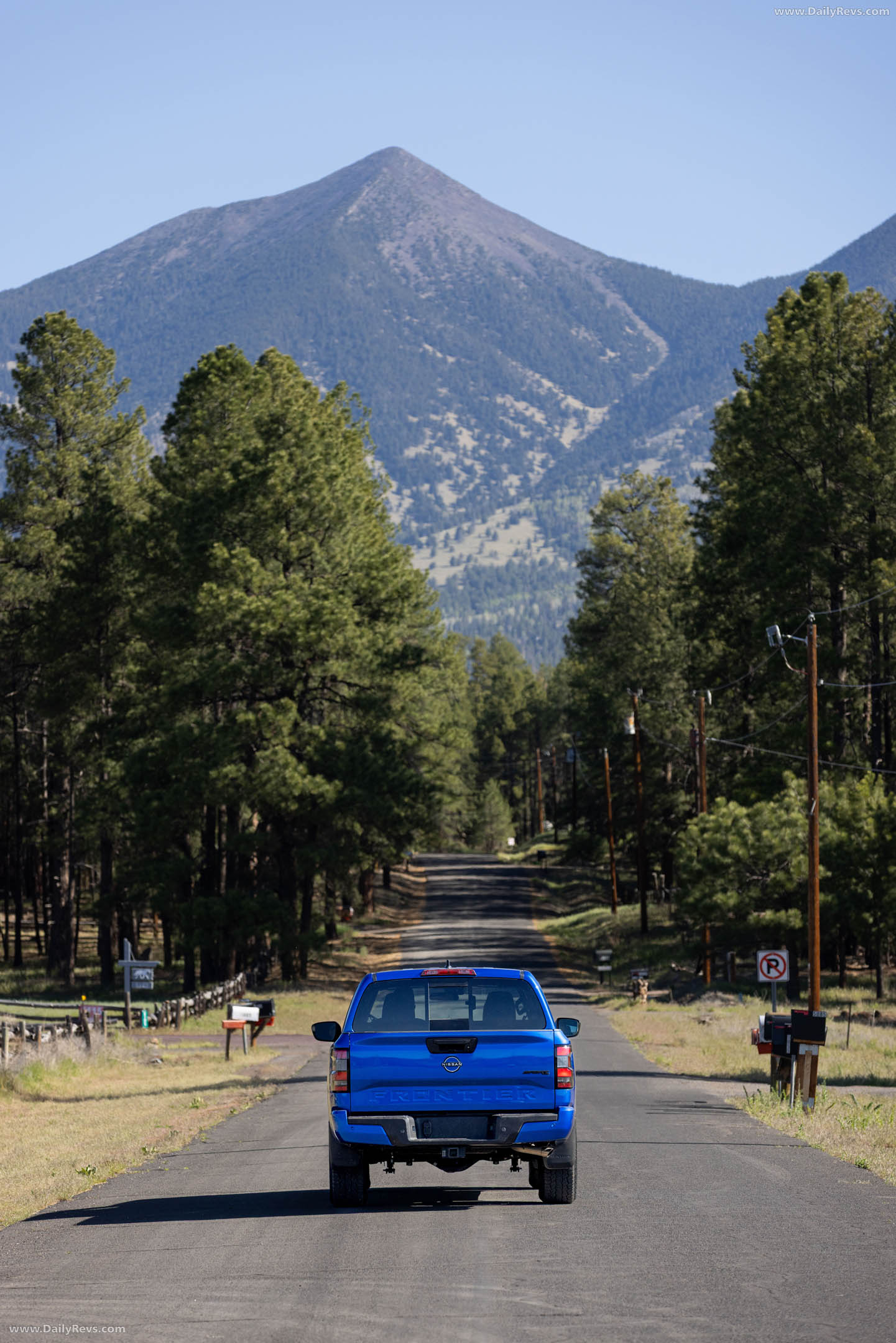 2027 Nissan Frontier Sport Edition Rear View