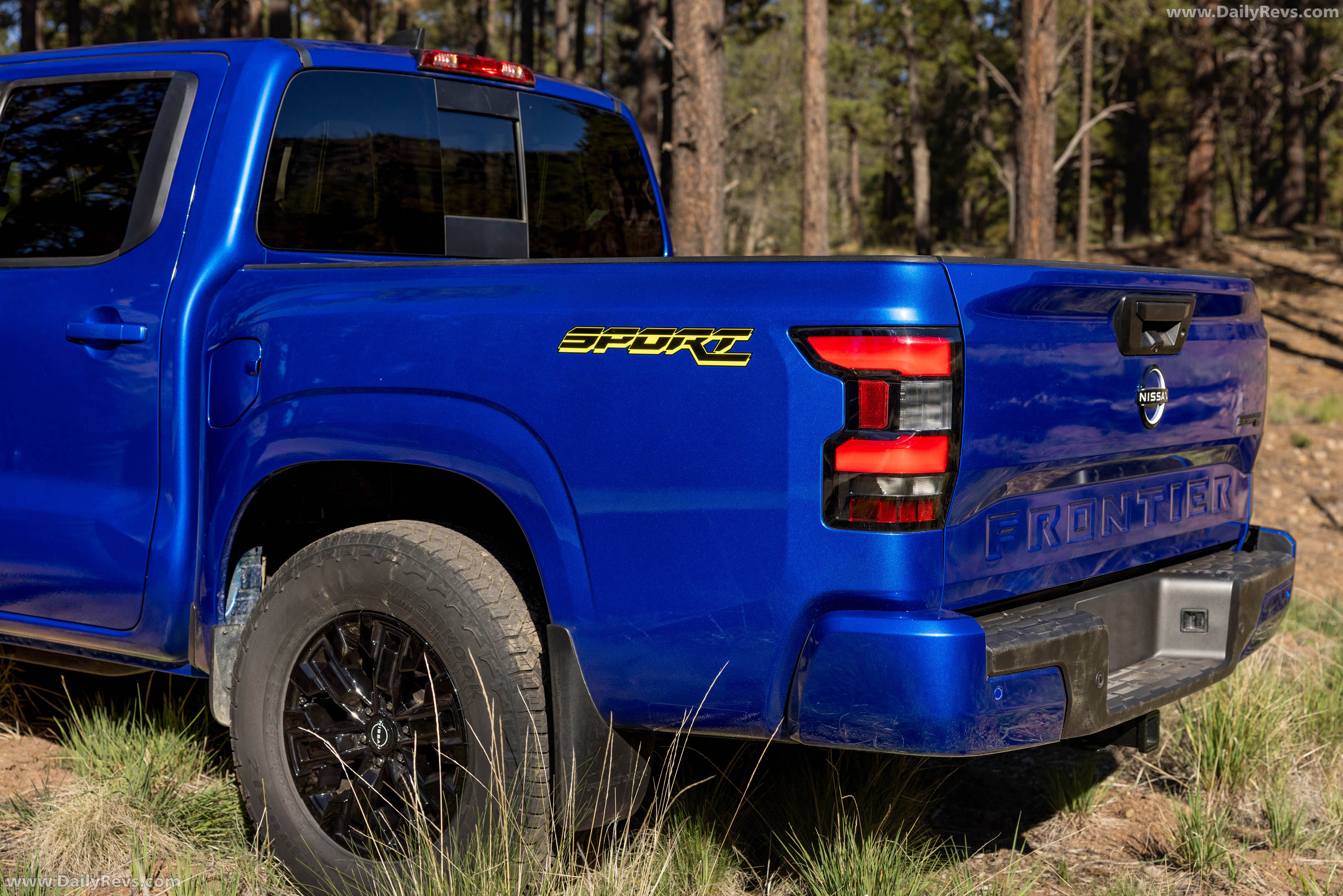 2027 Nissan Frontier Sport Edition Exterior
