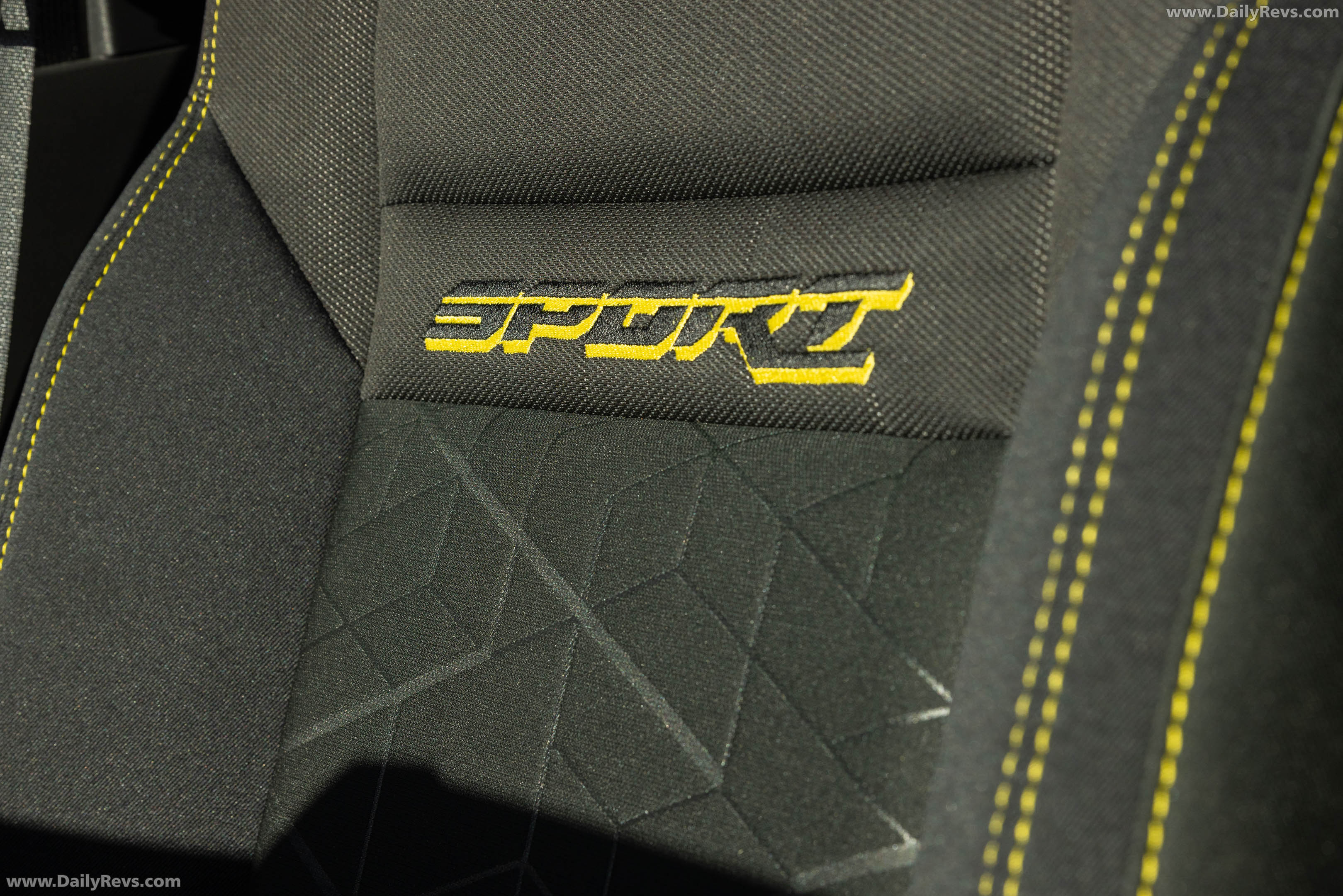 2027 Nissan Frontier Sport Edition Interior