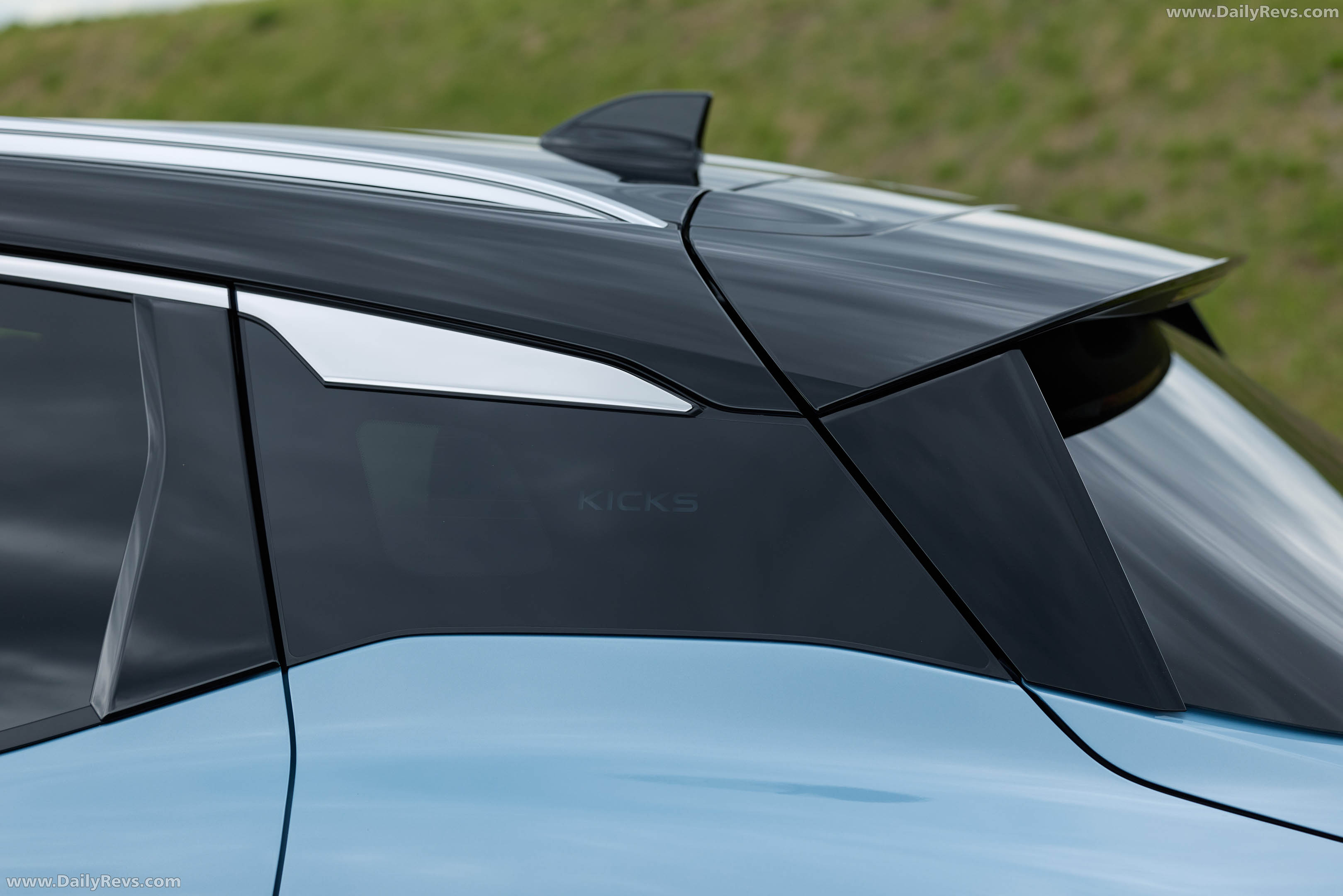 2026 Nissan Kicks G Grade Exterior