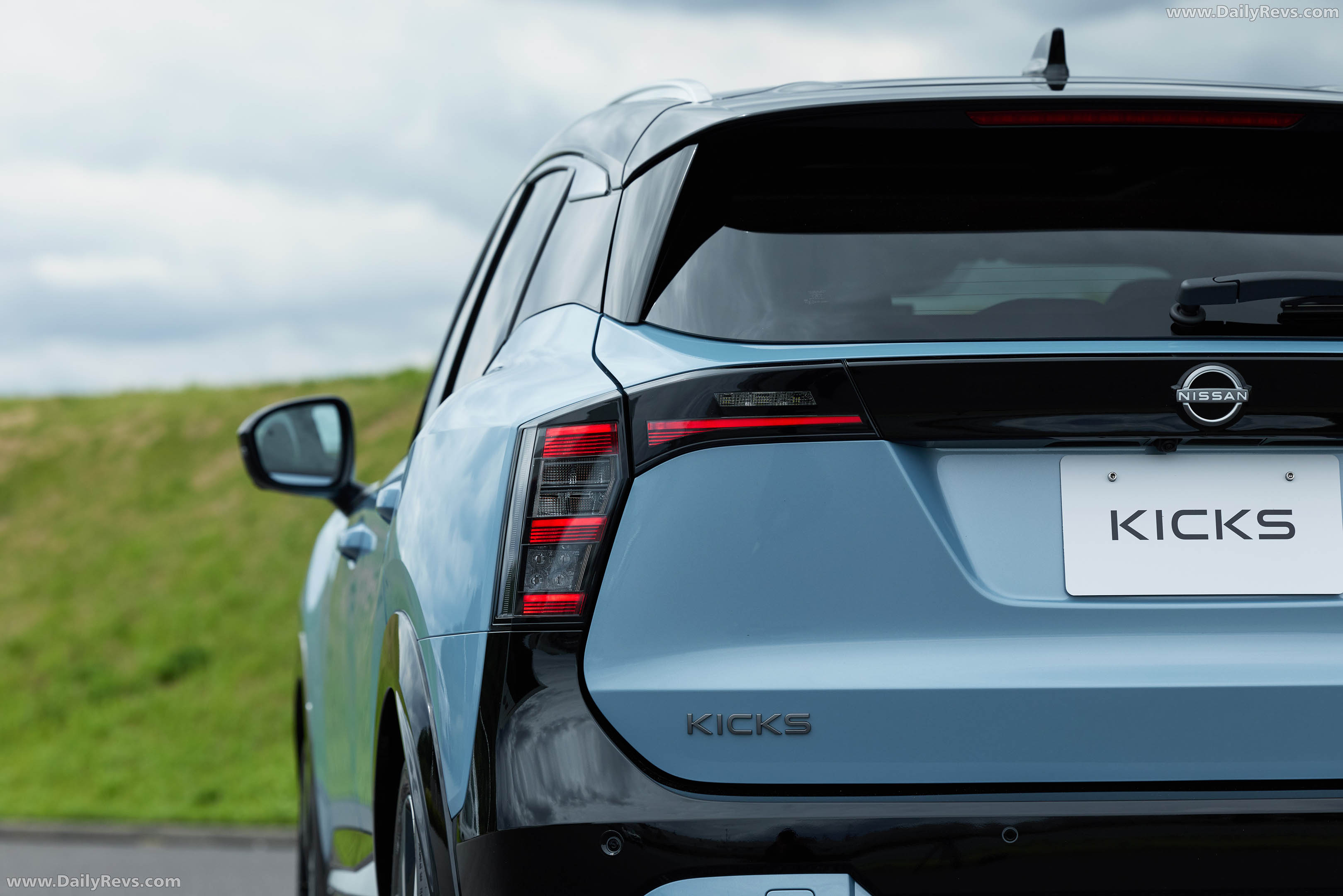 2026 Nissan Kicks G Grade Exterior