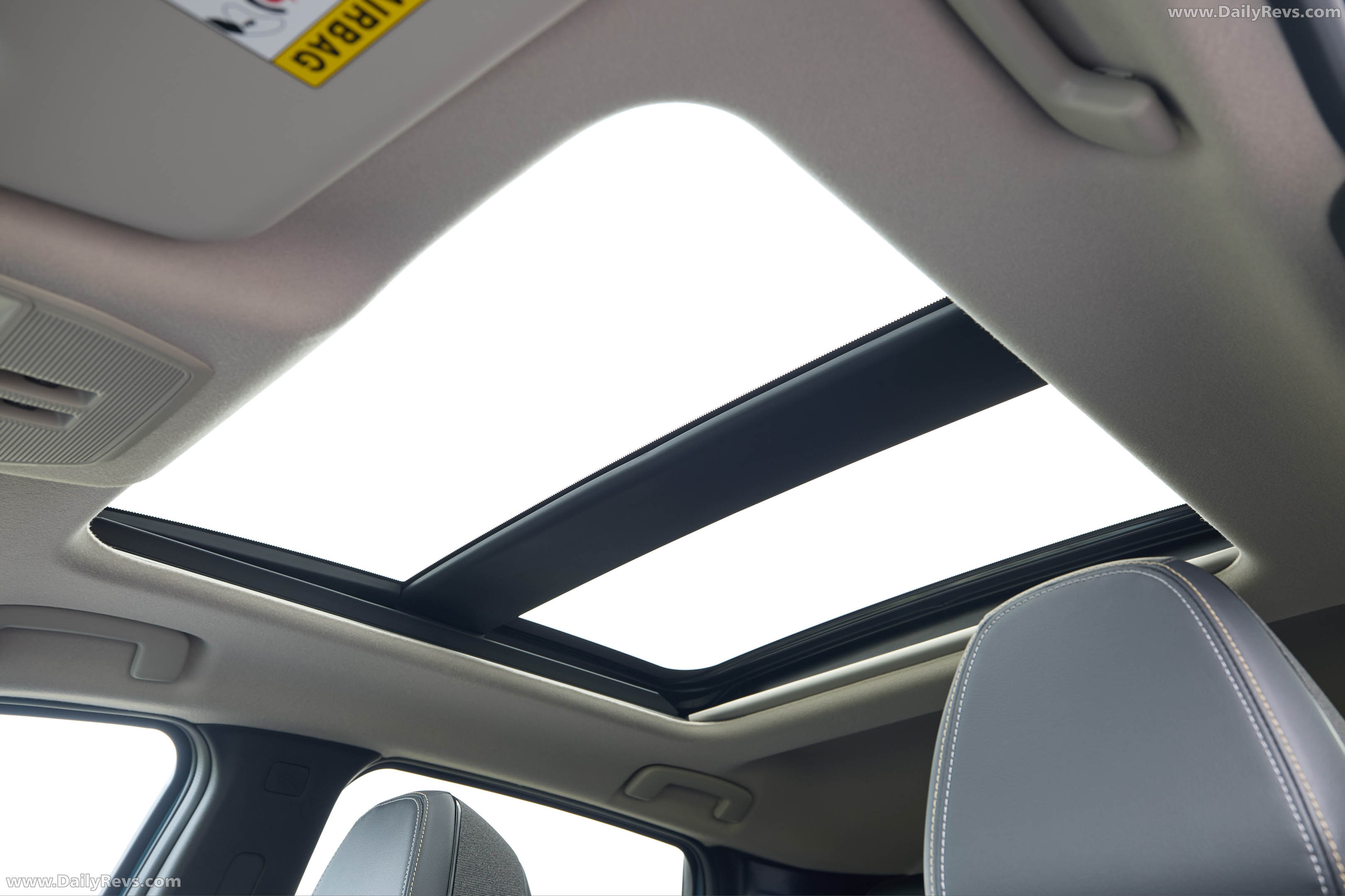 2026 Nissan Kicks G Grade Interior