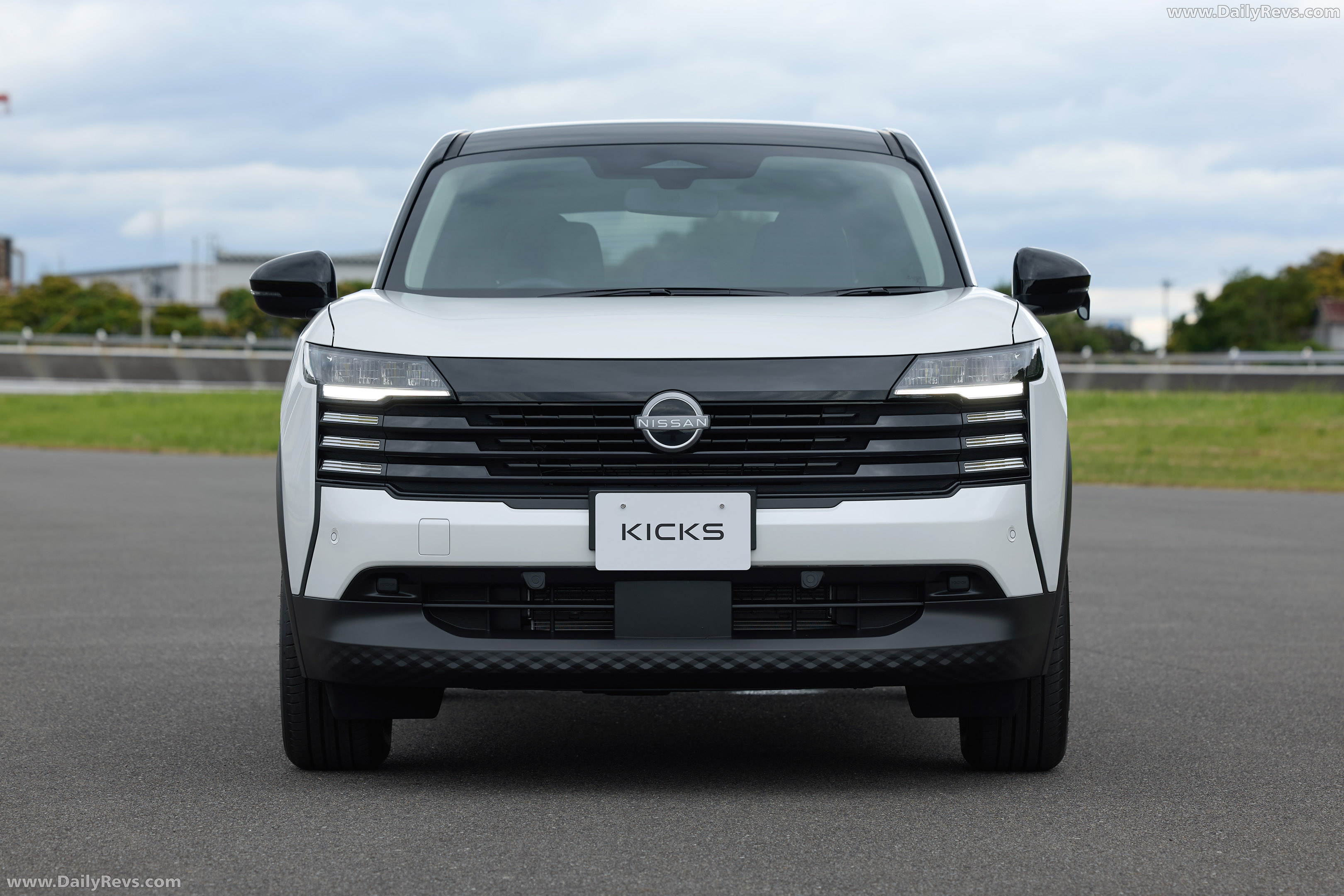 2026 Nissan Kicks X Grade Front View
