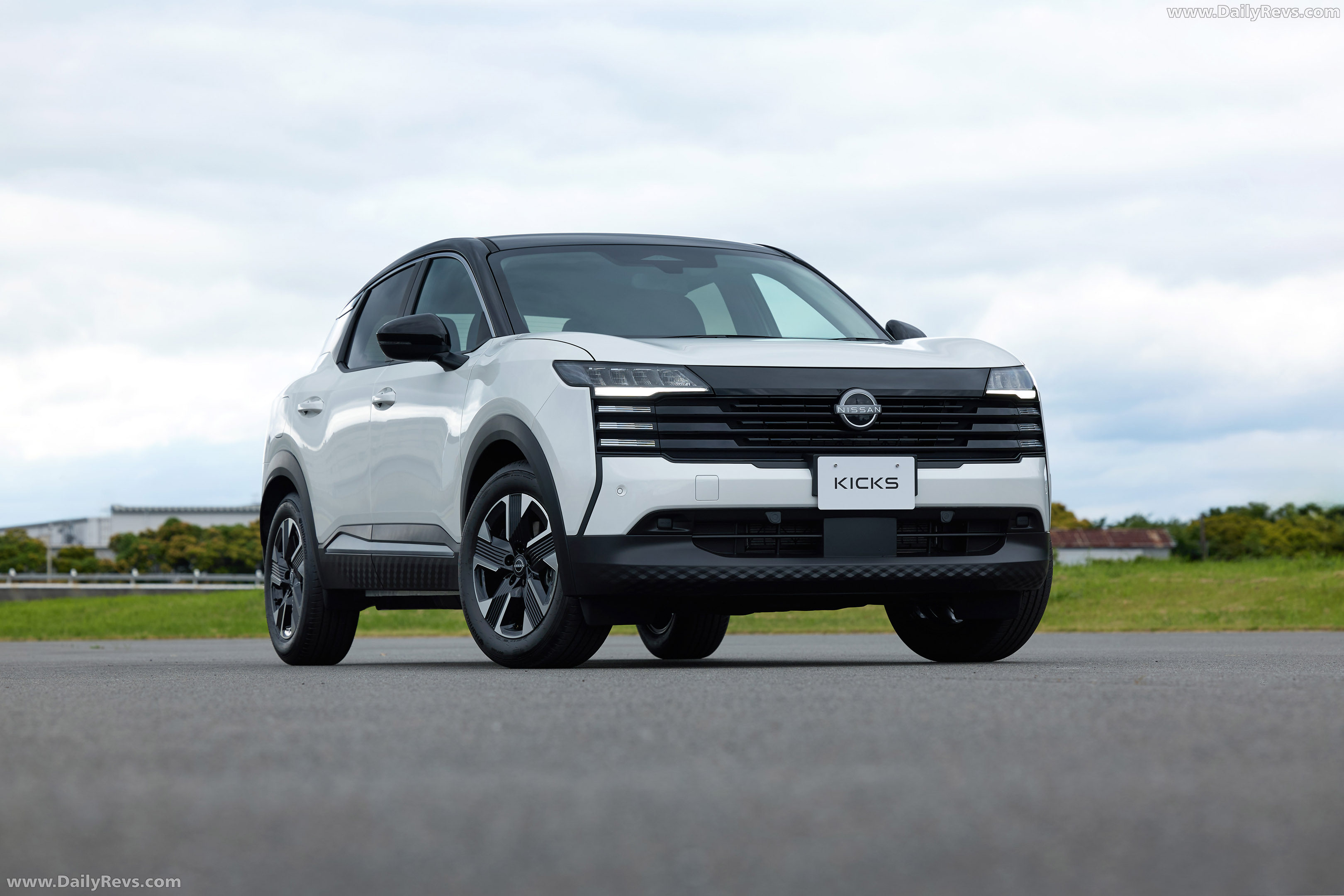 2026 Nissan Kicks X Grade Front View