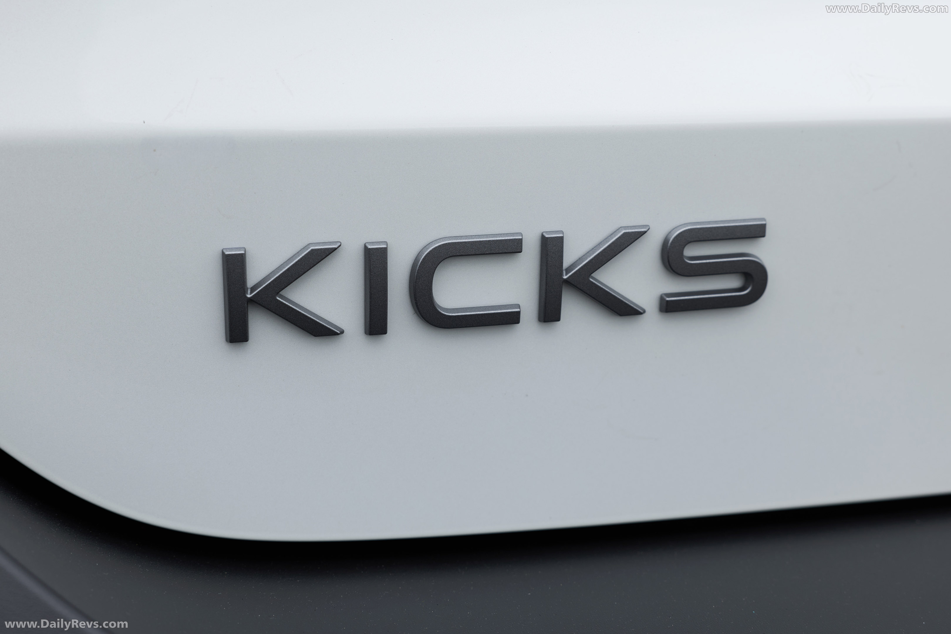 2026 Nissan Kicks X Grade Exterior