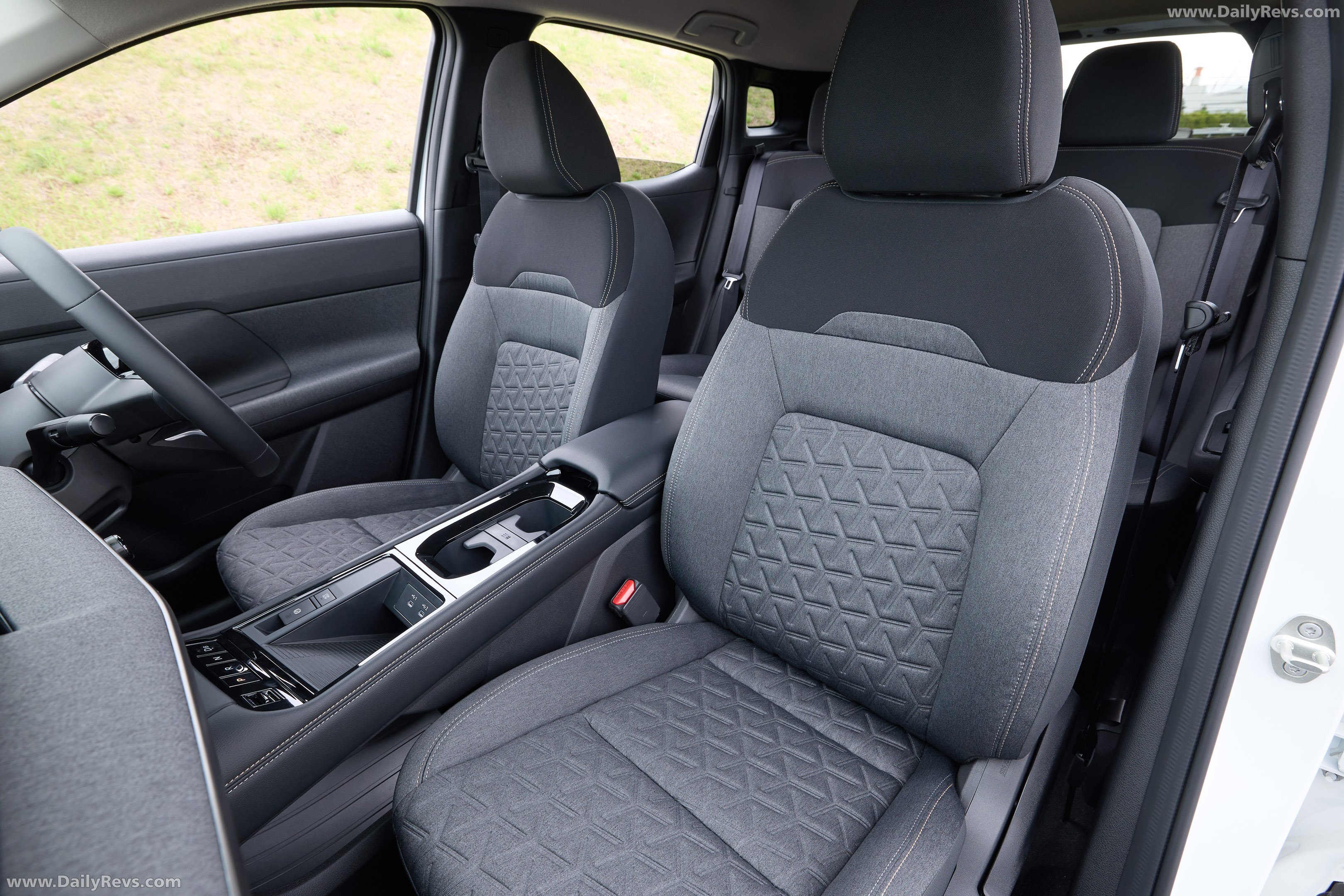 2026 Nissan Kicks X Grade Interior