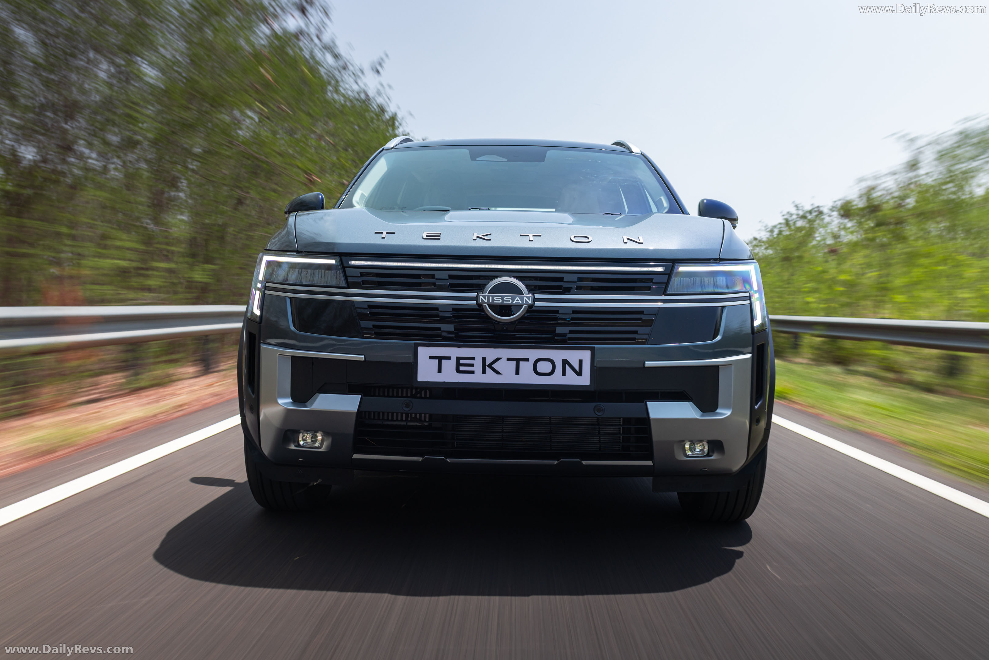 2027 Nissan Tekton Front View
