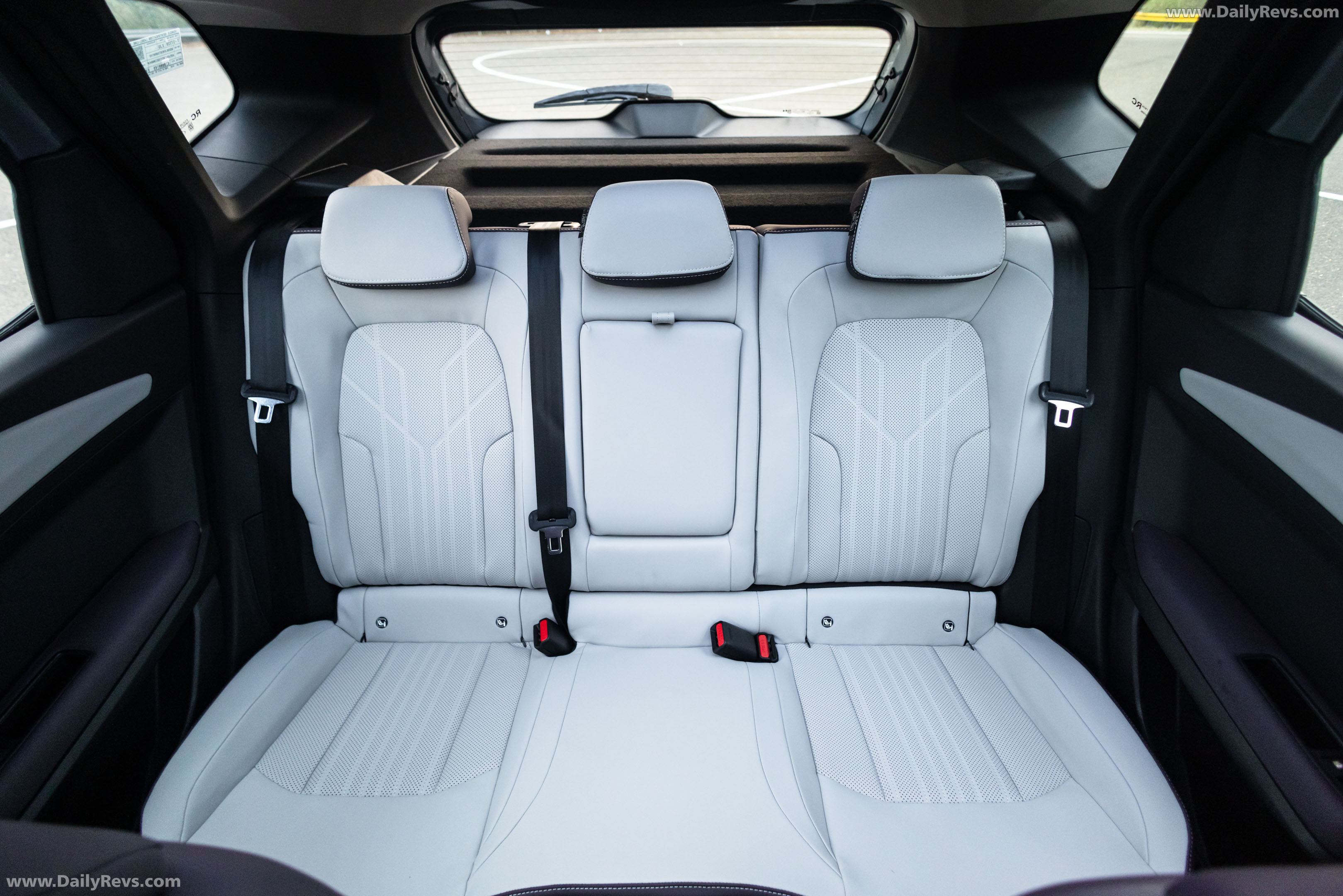 2027 Nissan Tekton Interior