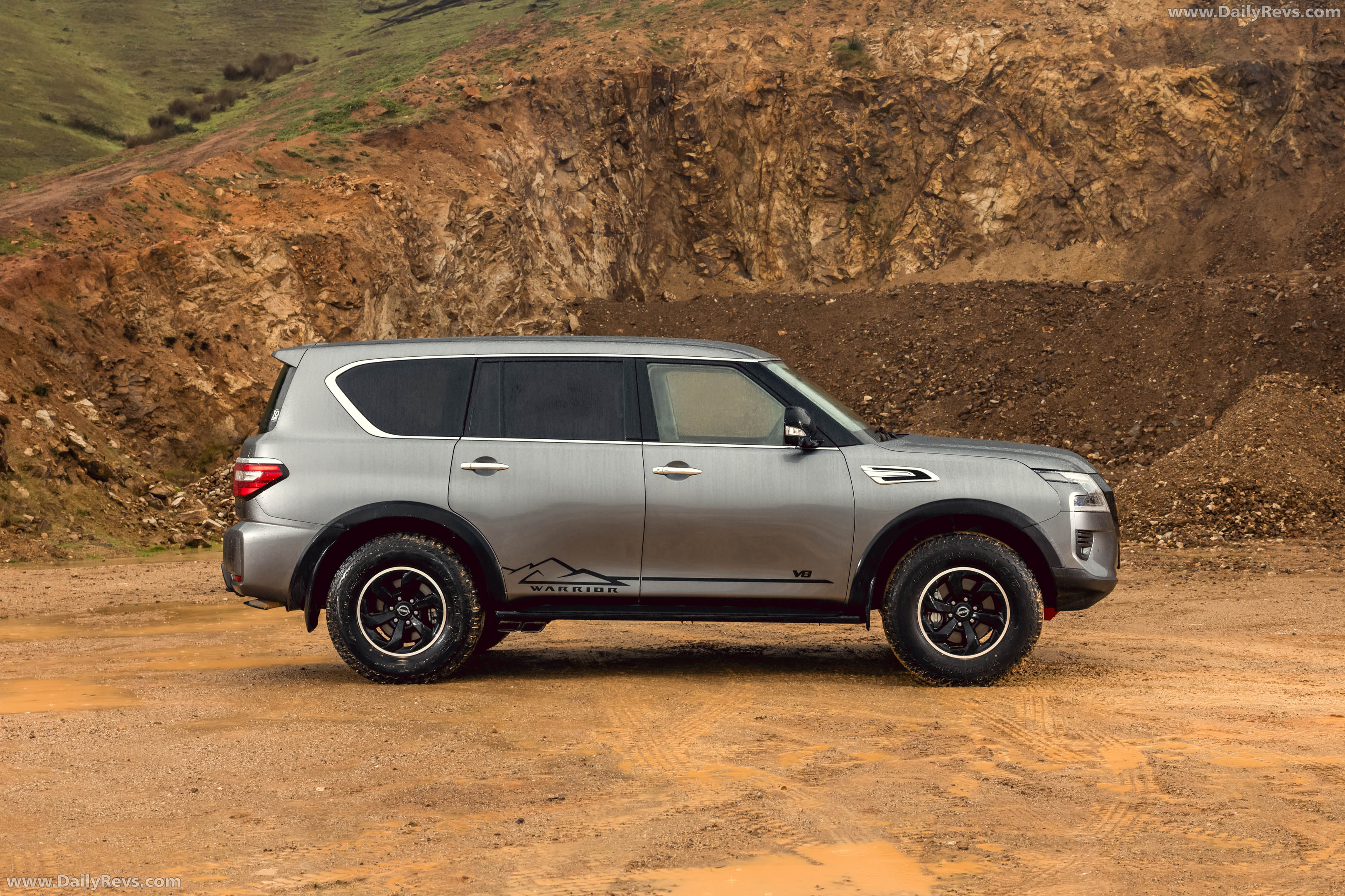 2022 Nissan Patrol Warrior Y62 Side View