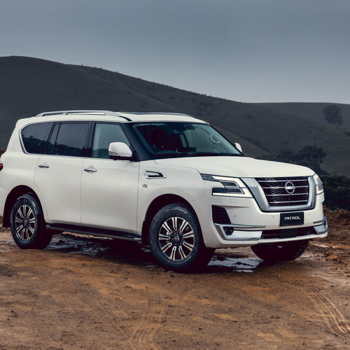 2022 Nissan Patrol Ti-L Y62 Front View