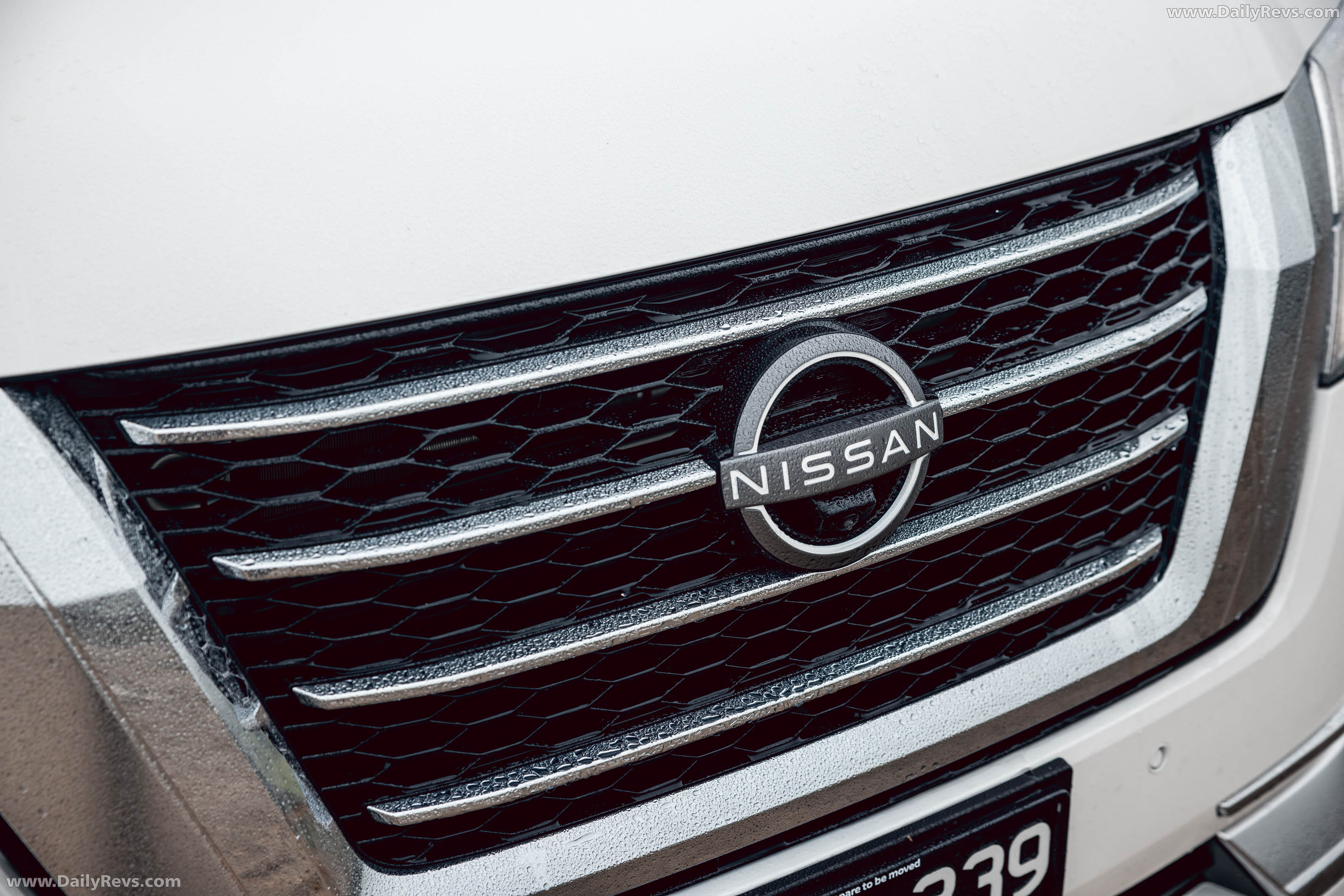2022 Nissan Patrol Ti-L Y62 Exterior