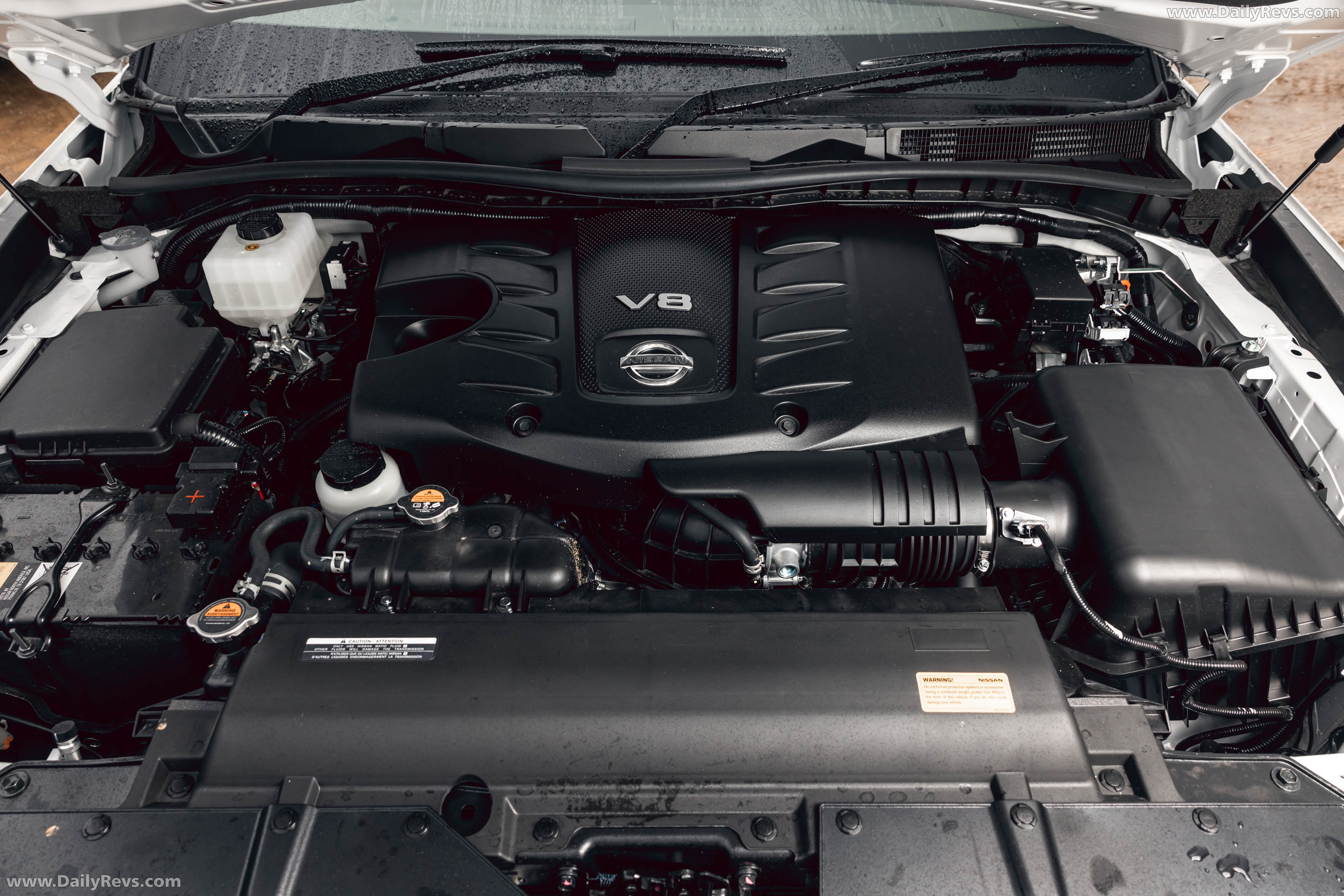2022 Nissan Patrol Ti-L Y62 Engine