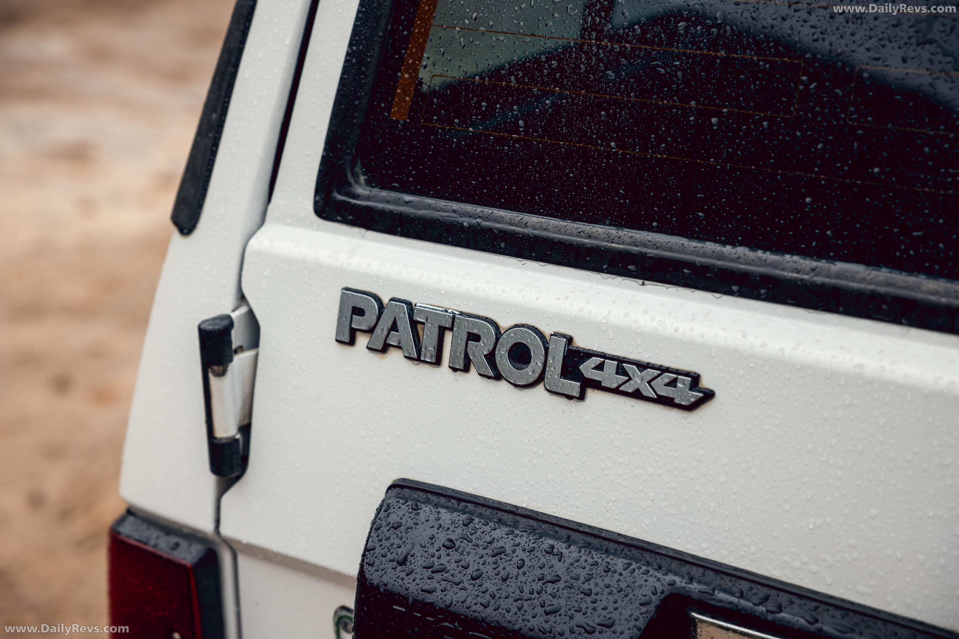 1992 Nissan Patrol DX GQ Exterior