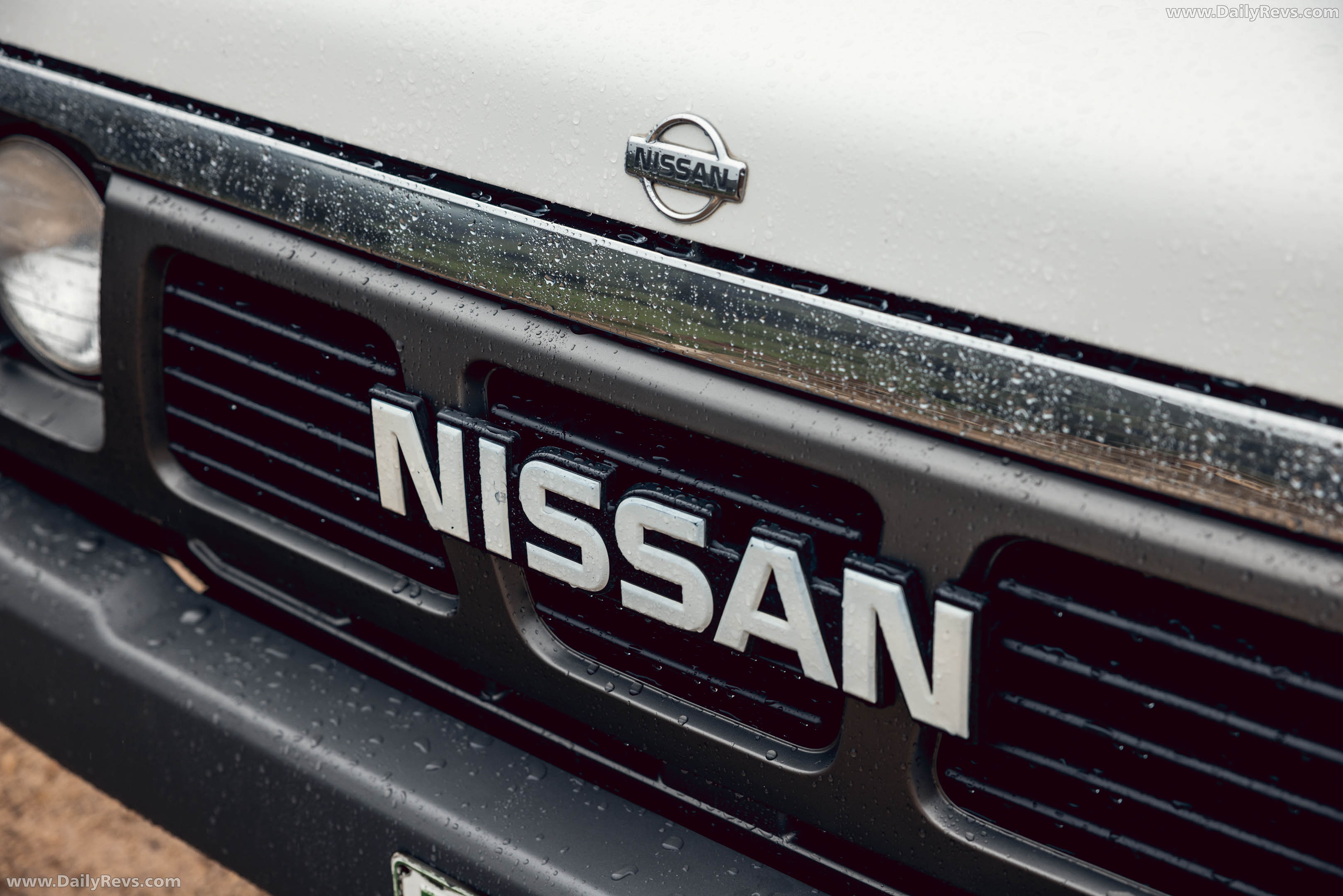 1992 Nissan Patrol DX GQ Exterior