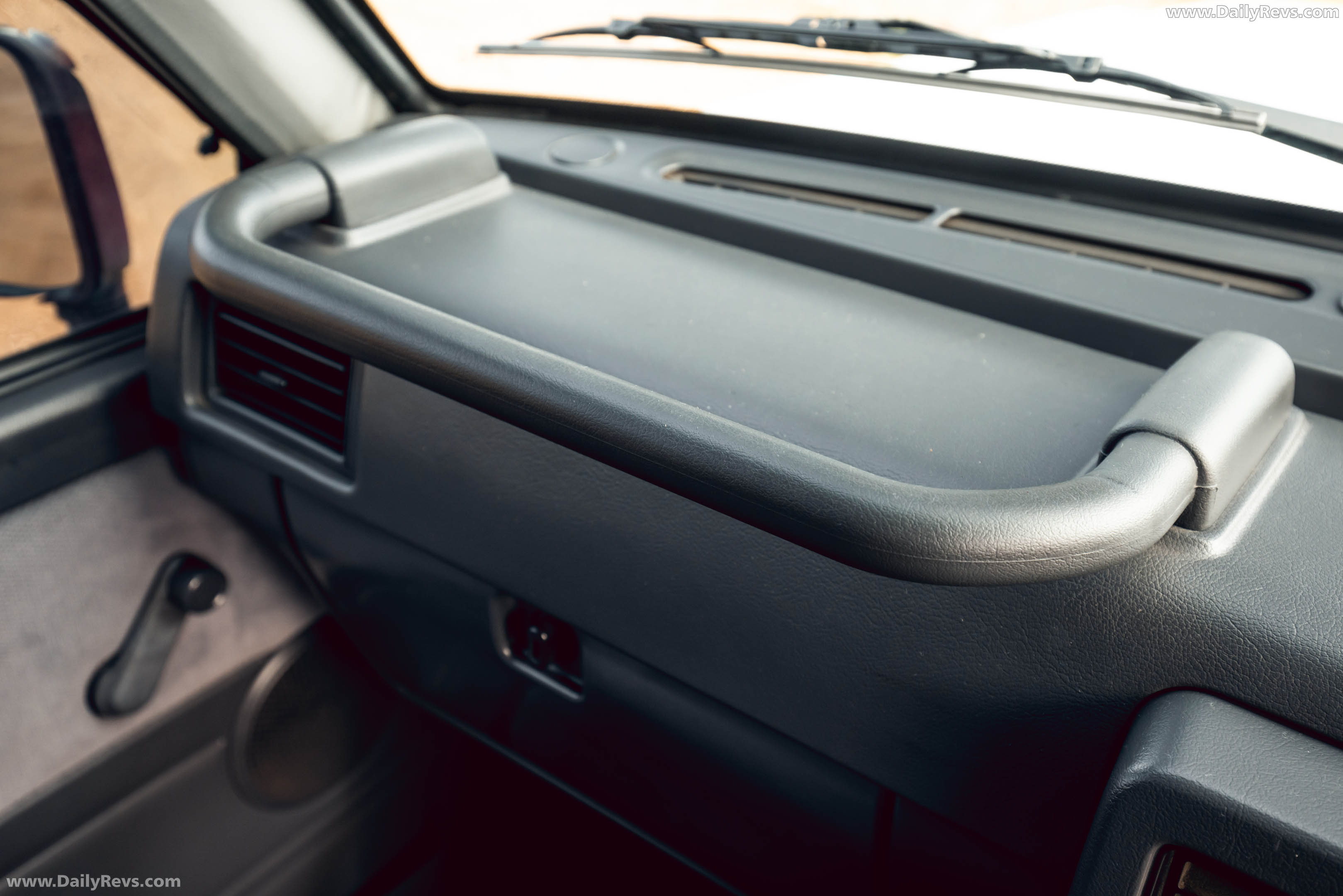 1992 Nissan Patrol DX GQ Interior