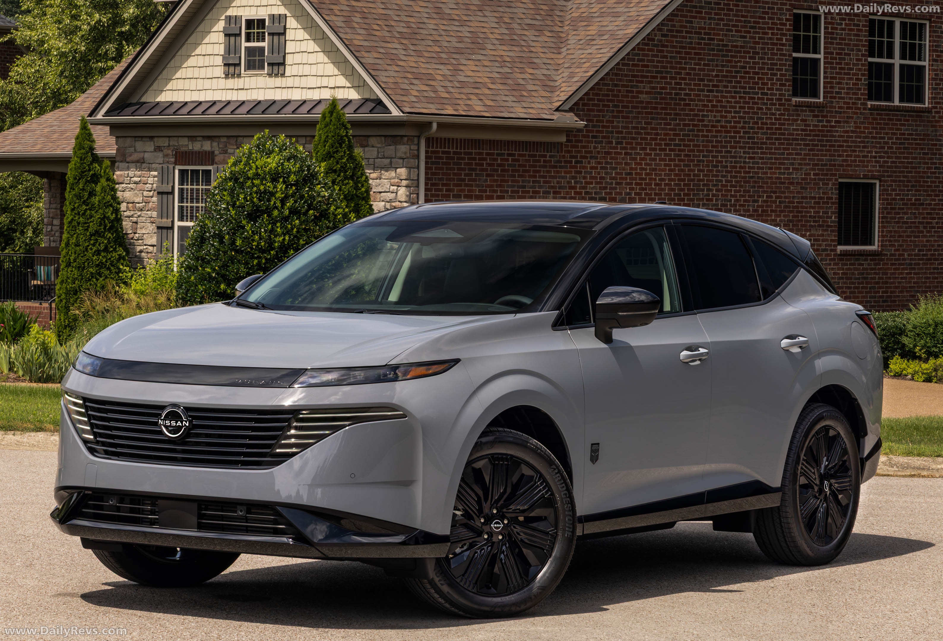 2027 Nissan Murano Dark Armor Front View