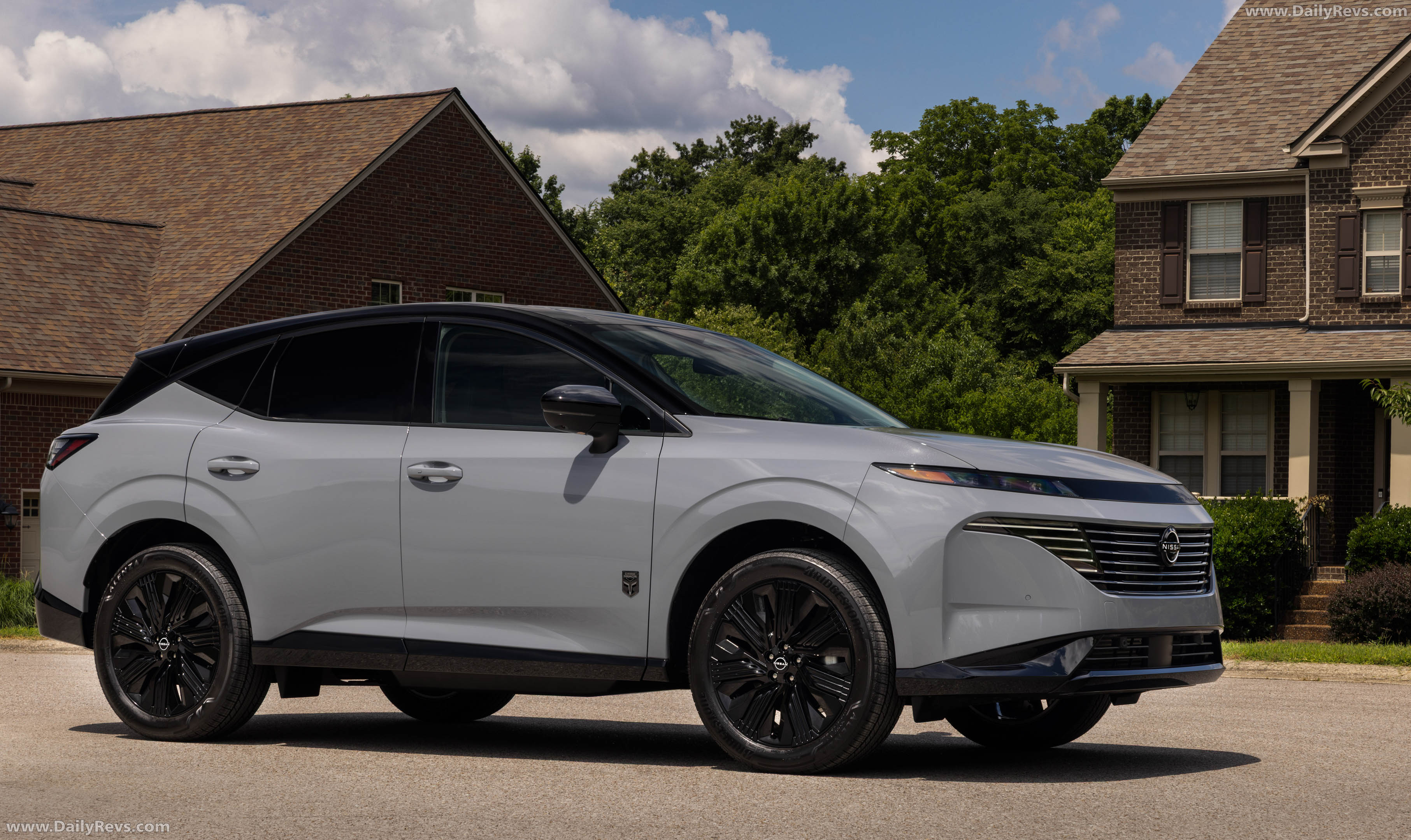 2027 Nissan Murano Dark Armor Front View
