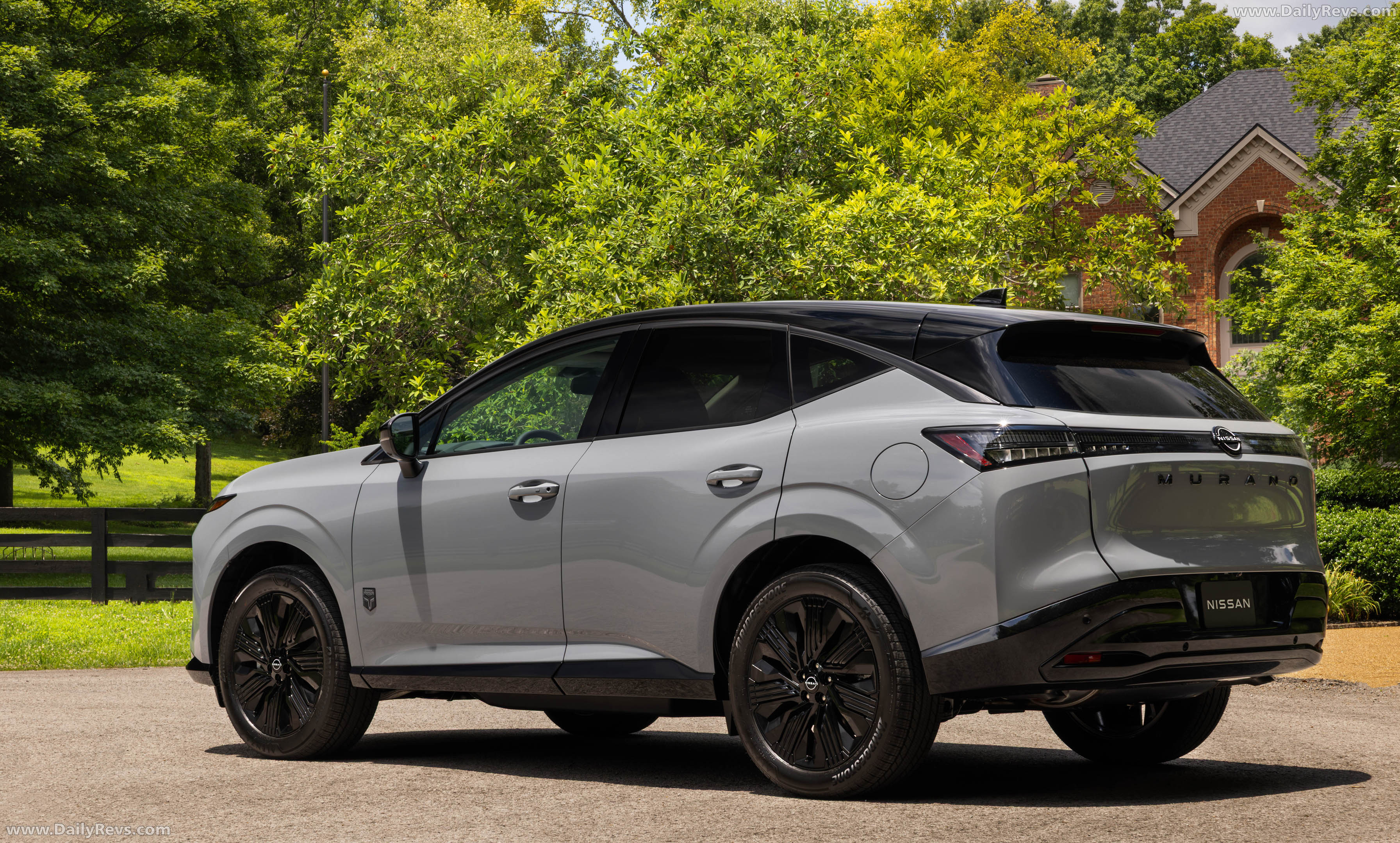 2027 Nissan Murano Dark Armor Rear View