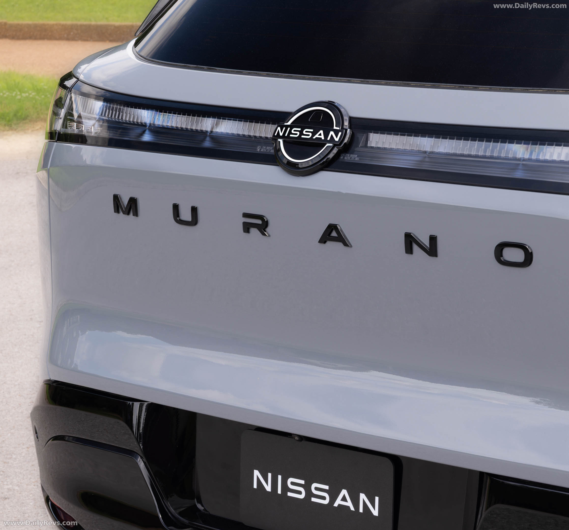 2027 Nissan Murano Dark Armor Exterior
