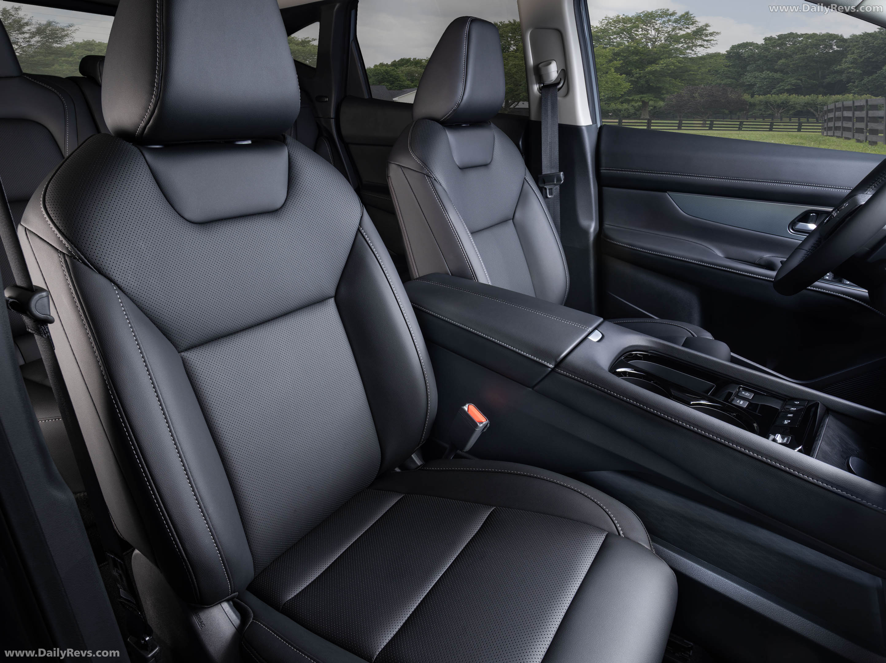 2027 Nissan Murano Dark Armor Interior