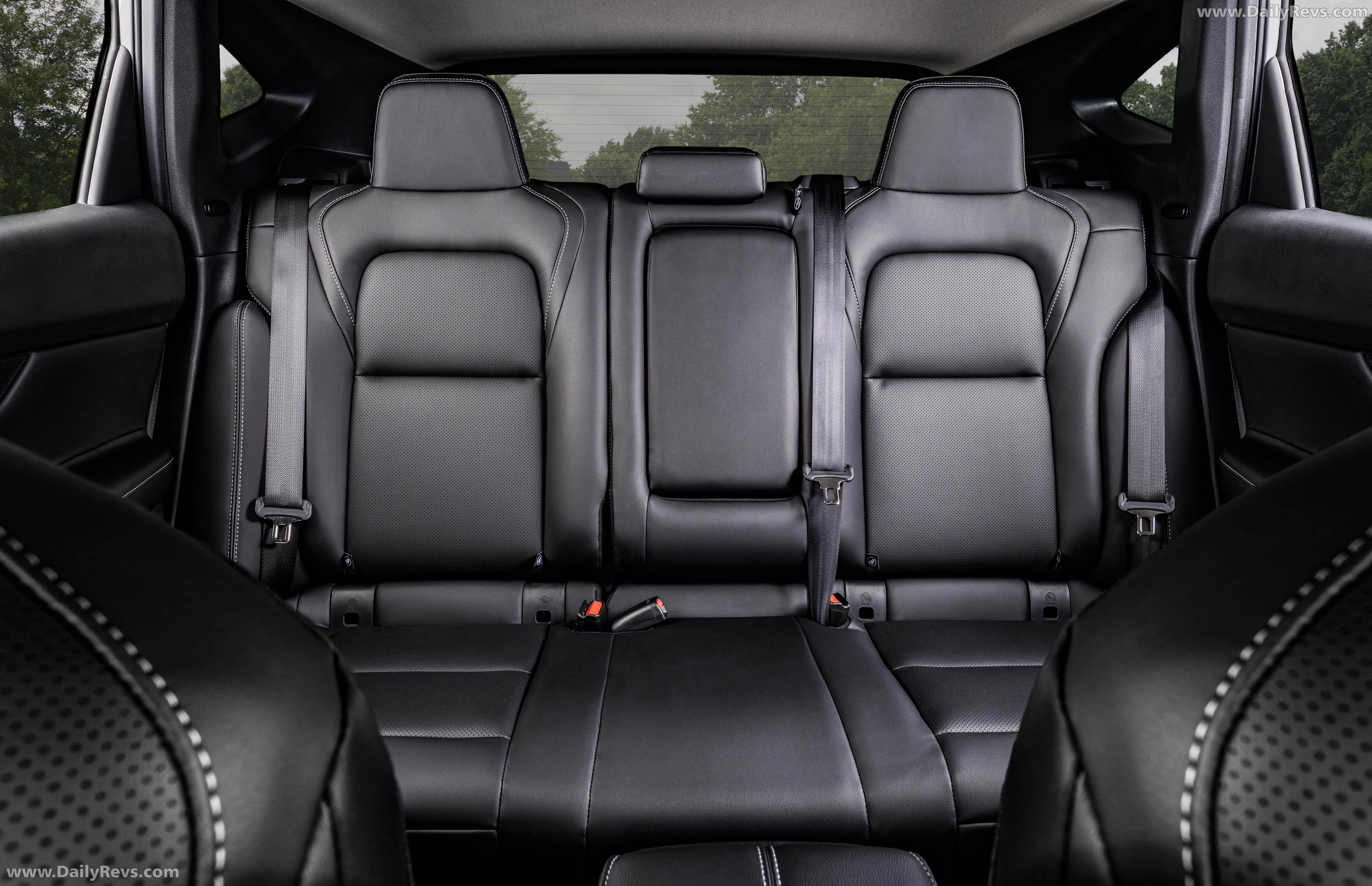 2027 Nissan Murano Dark Armor Interior