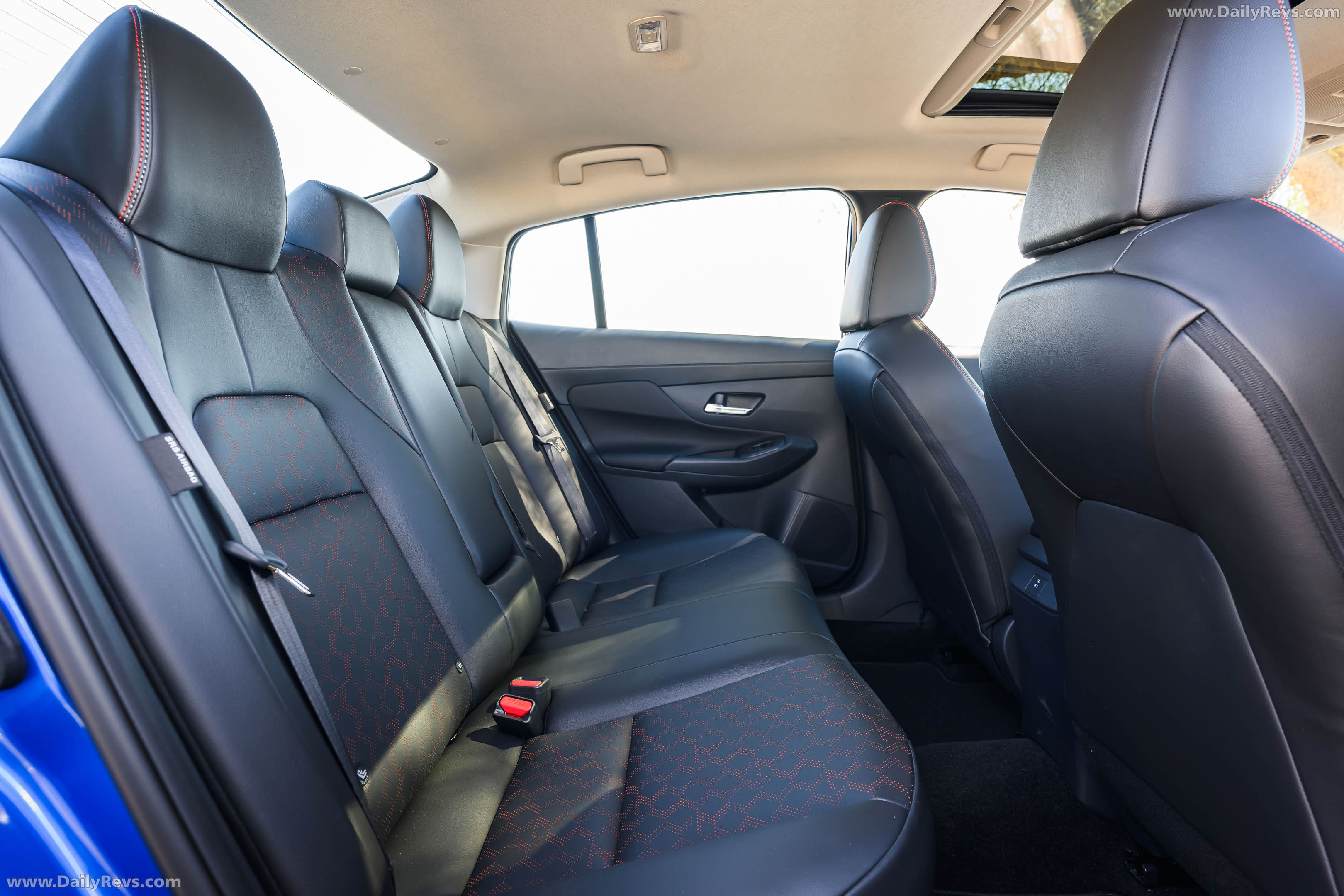 2027 Nissan Sentra SR US Version Interior