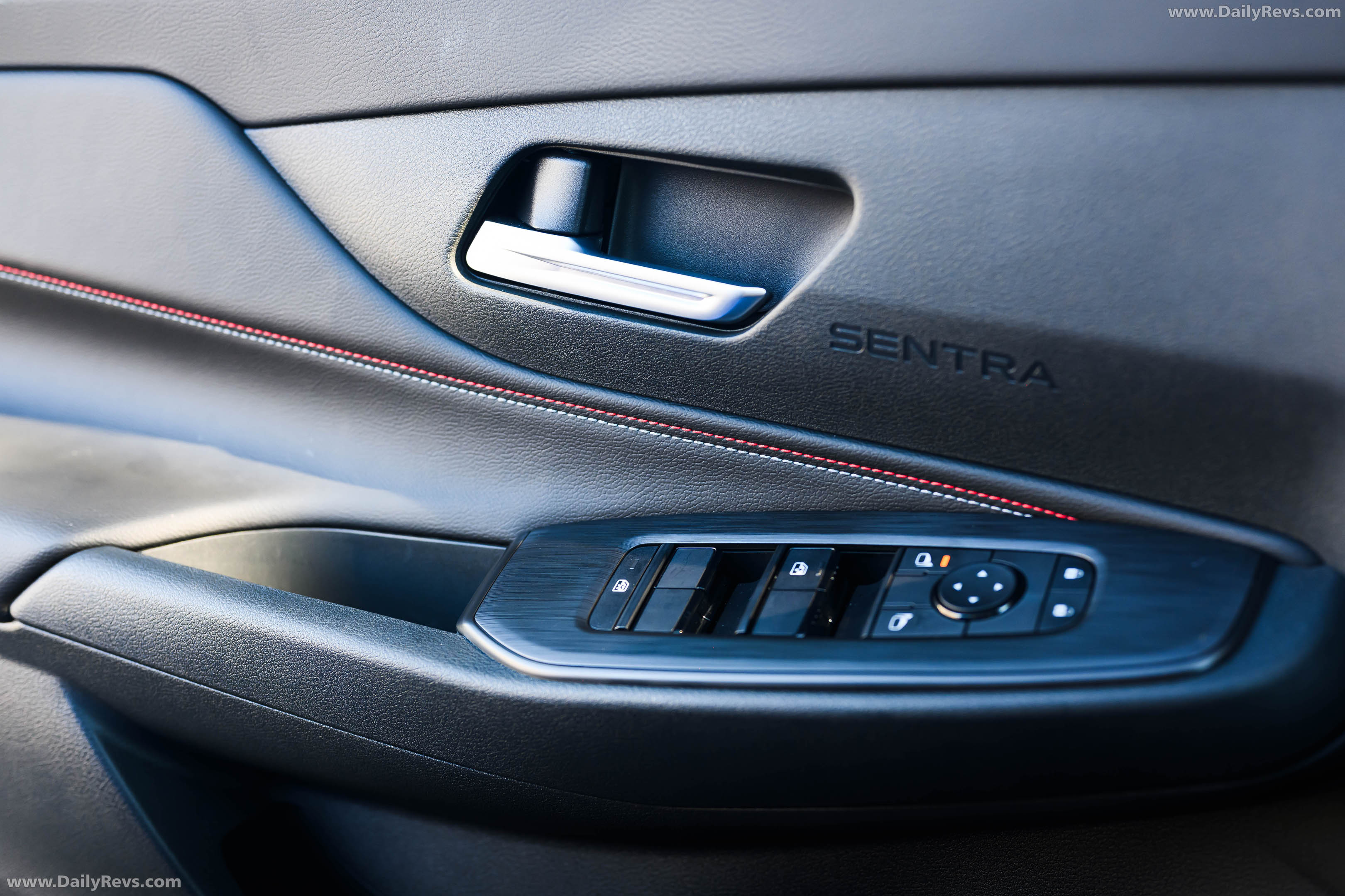 2027 Nissan Sentra SR US Version Interior