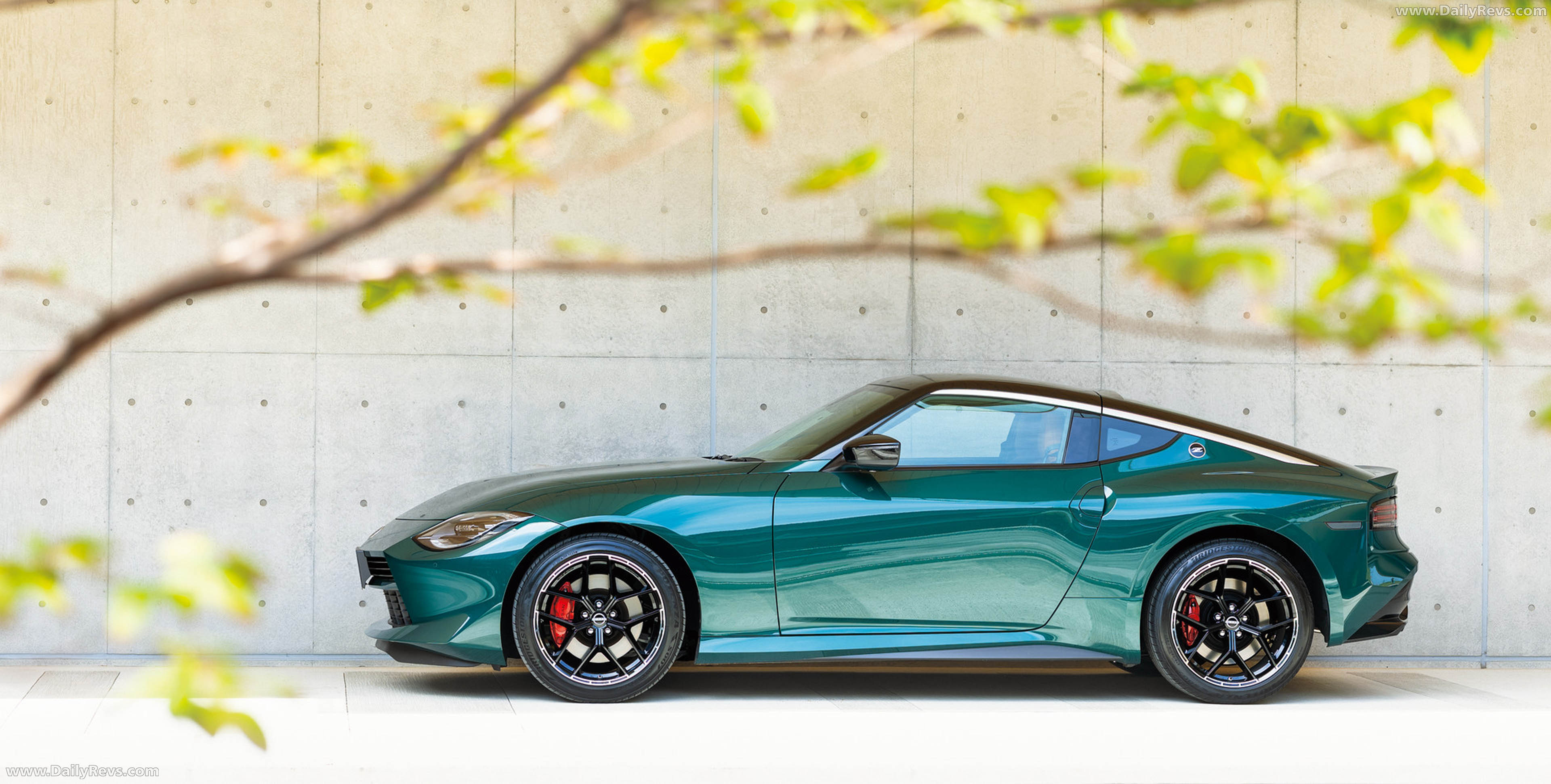 2027 Nissan Fairlady Z Japanese Version Side View