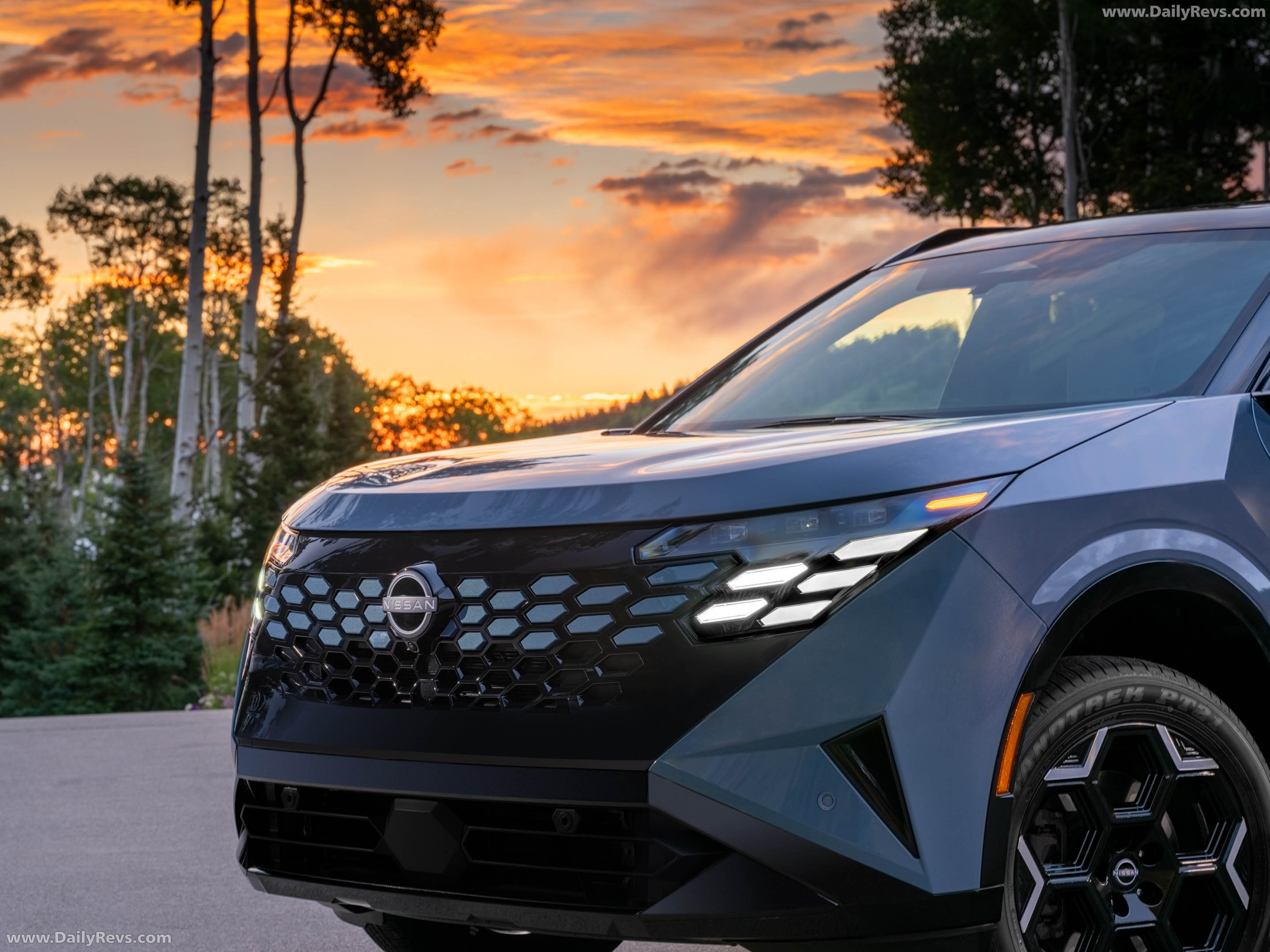 2027 Nissan Rogue Hybrid Platinum Exterior