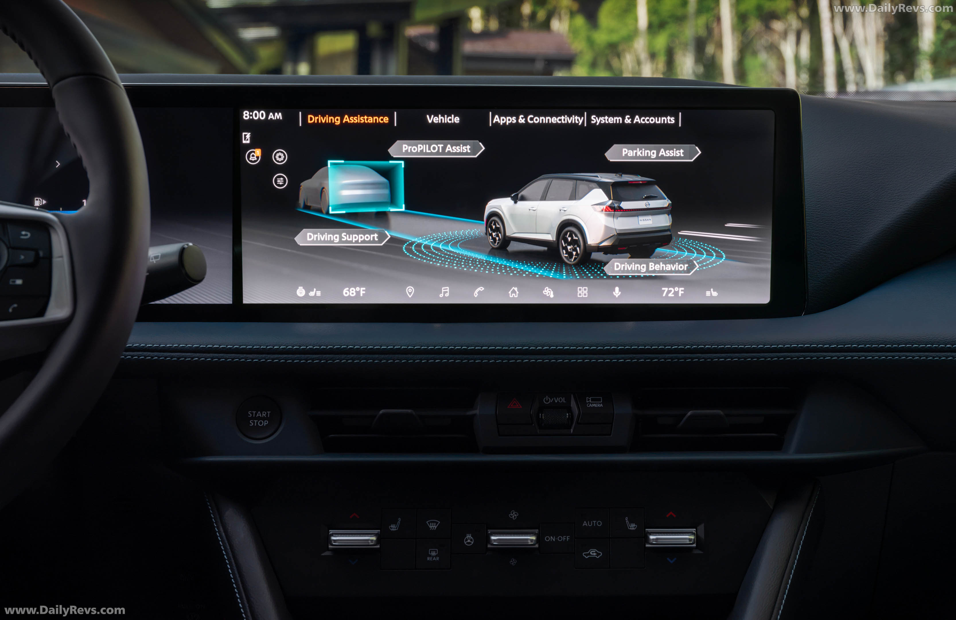 2027 Nissan Rogue Hybrid SR Interior