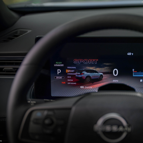 2027 Nissan Rogue Hybrid SR Interior