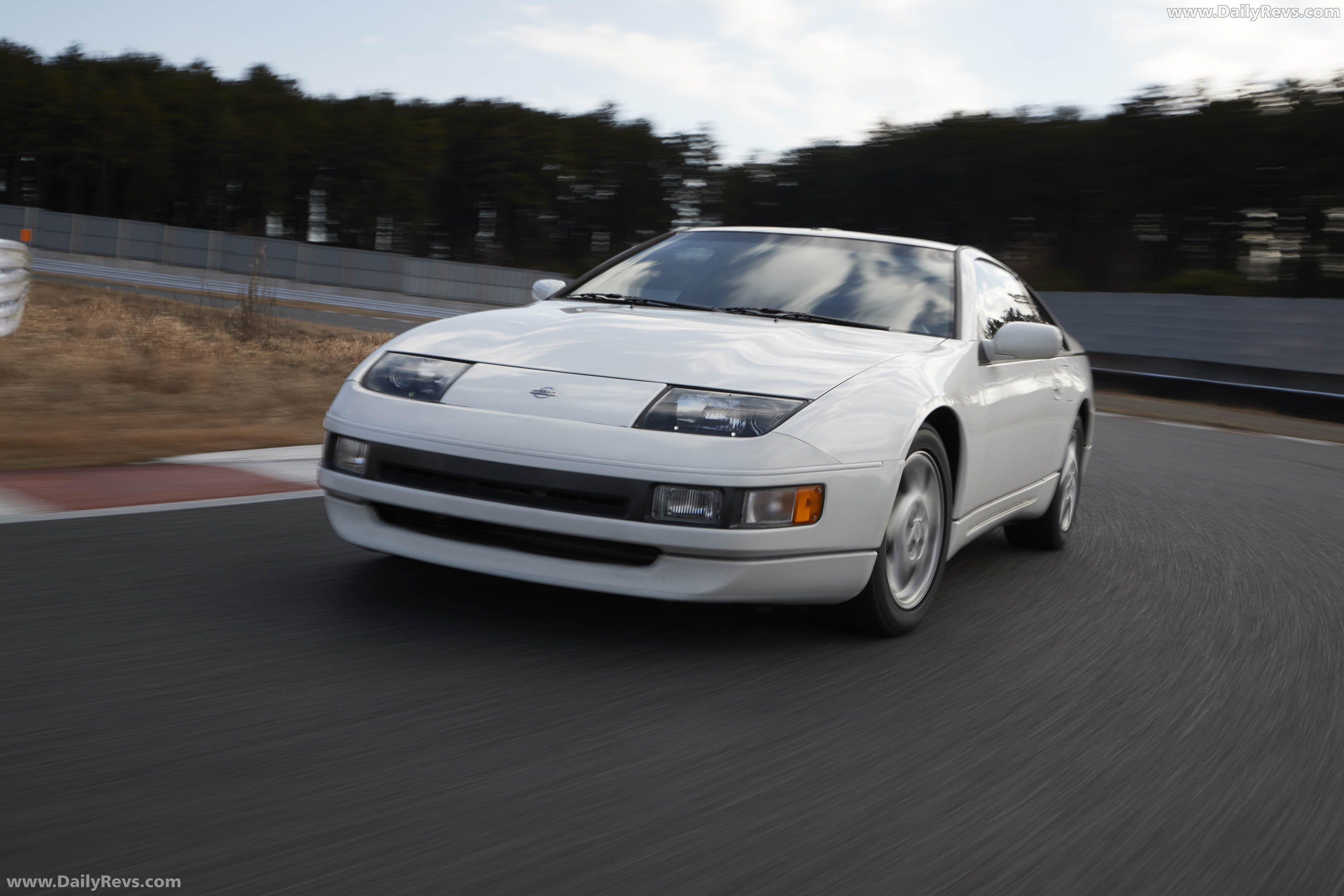 1989 Nissan 300ZX Twin Turbo Z32 Front View