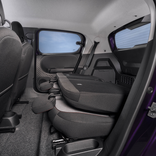 2027 Nissan Pixo Interior