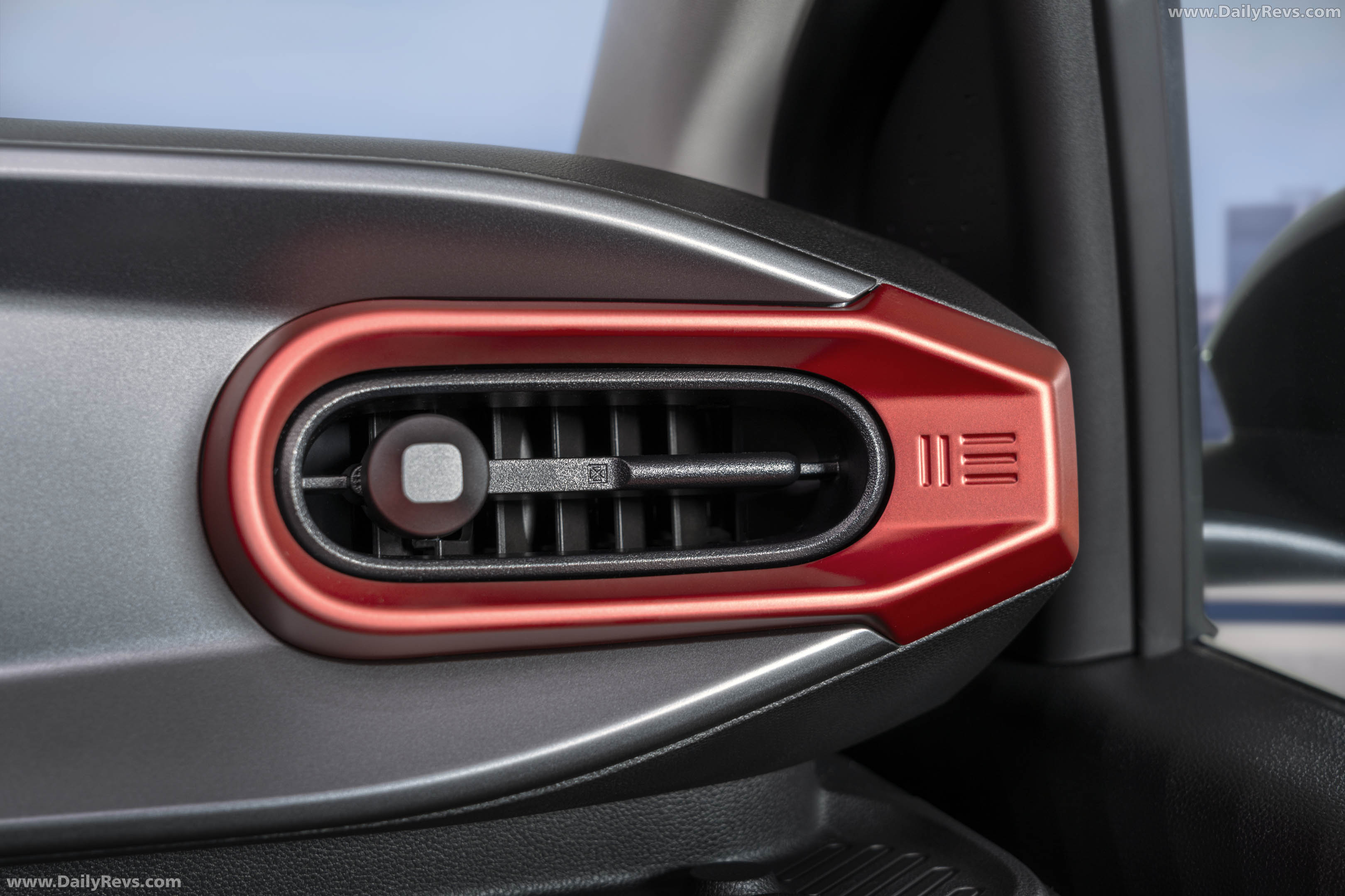 2027 Nissan Pixo Interior